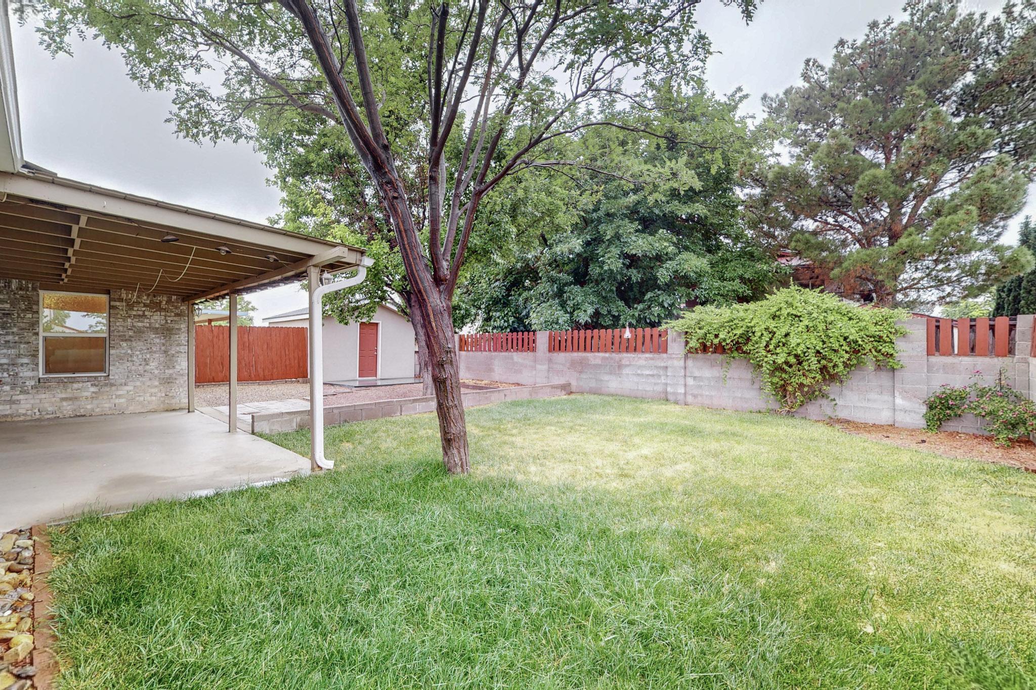 5701 Avenida Chiquita NW