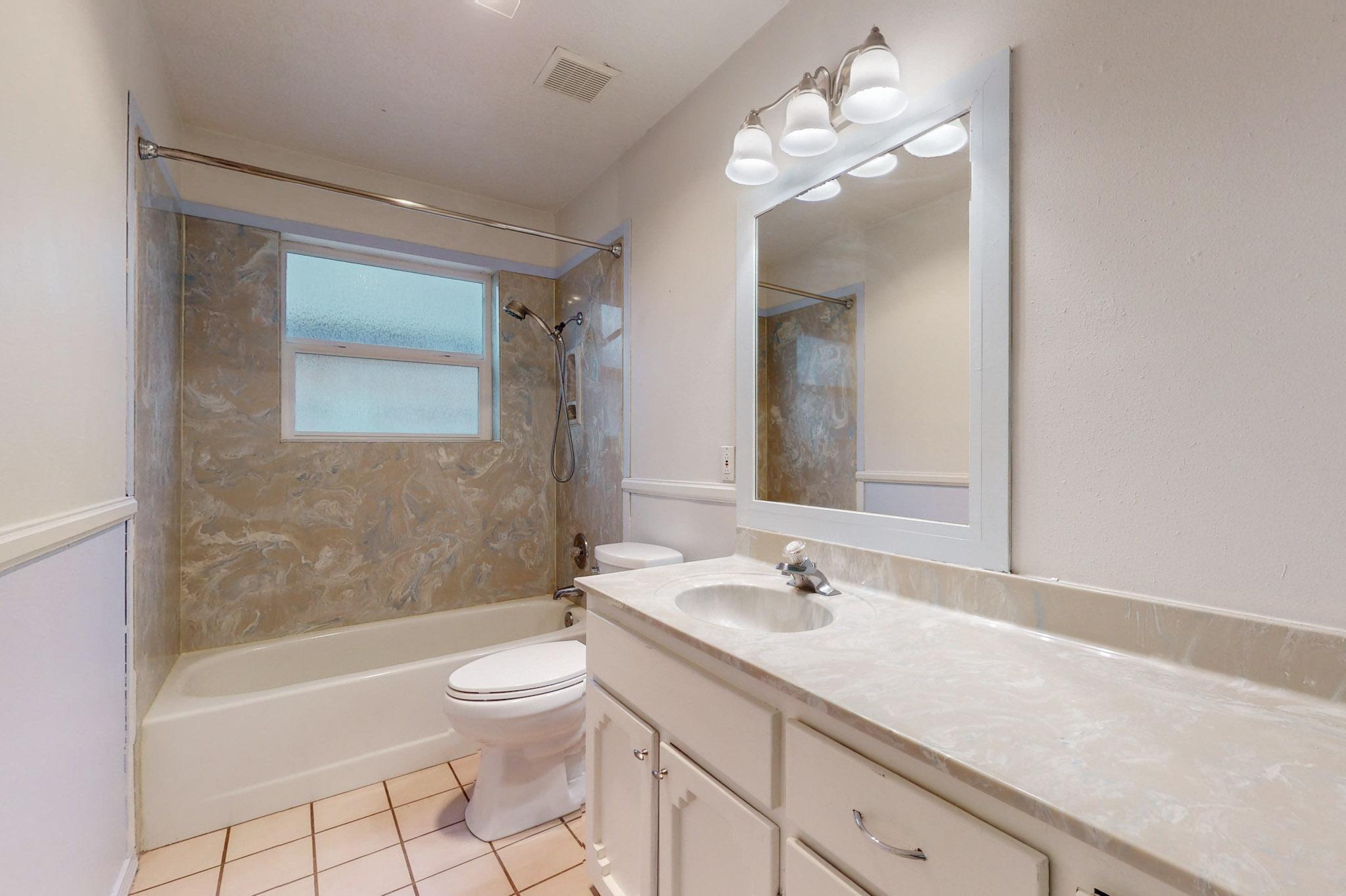 5701 Avenida Chiquita NW