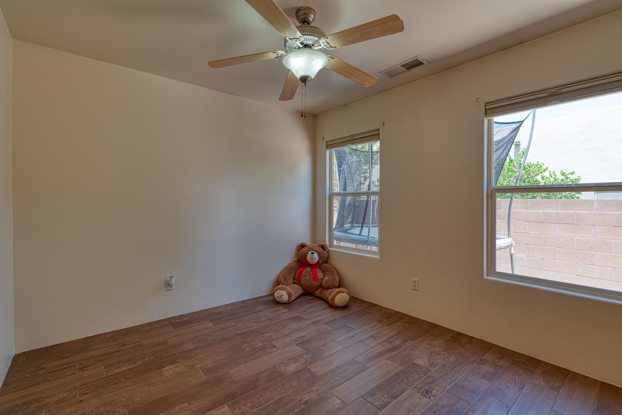 1379 Tiffany Lane SE