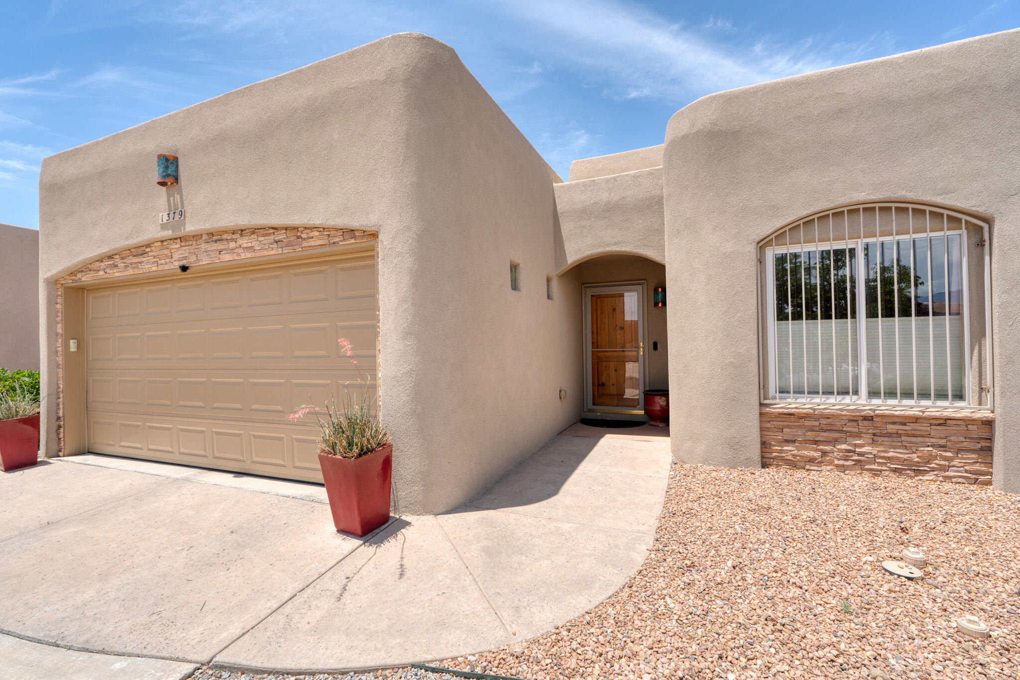 1379 Tiffany Lane SE