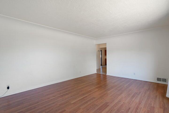 11216 Brentwood Hills Boulevard NE