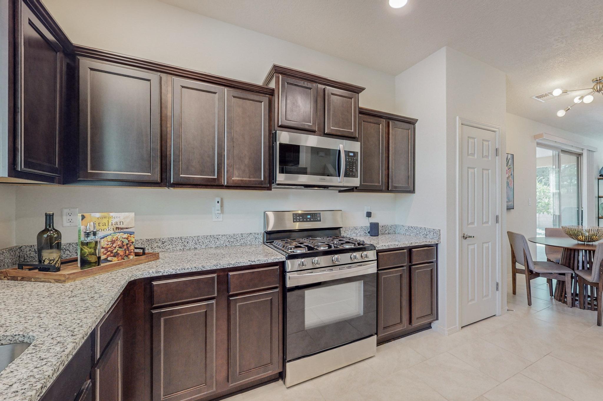 505 Whitten Trail SW