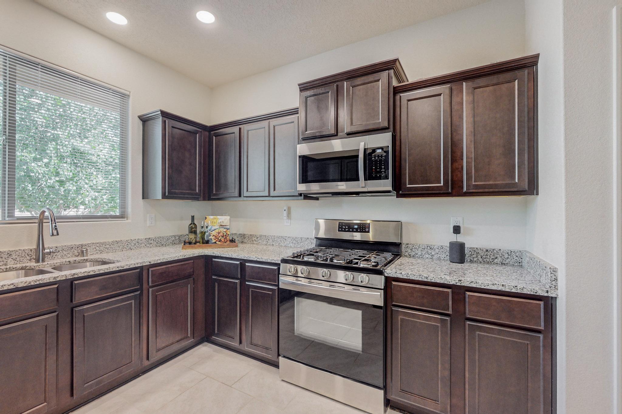 505 Whitten Trail SW