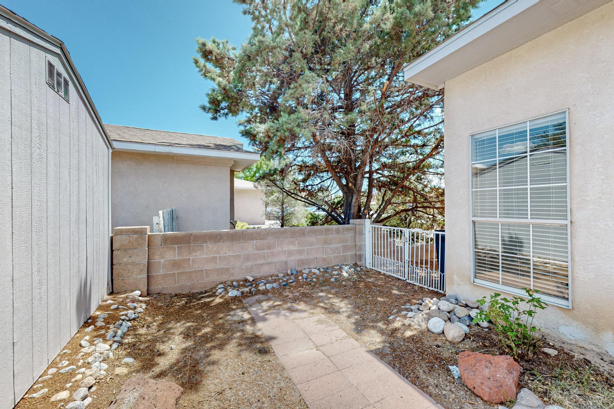 108 Willow Court SE