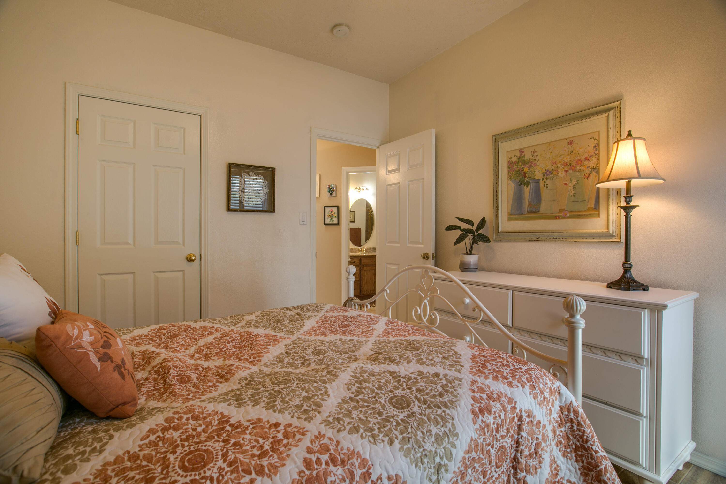 4516 Martinsburg Road NW