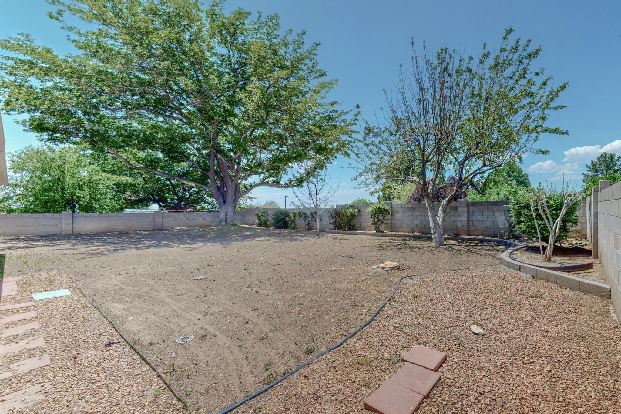 3713 Mount Rainier Drive NE