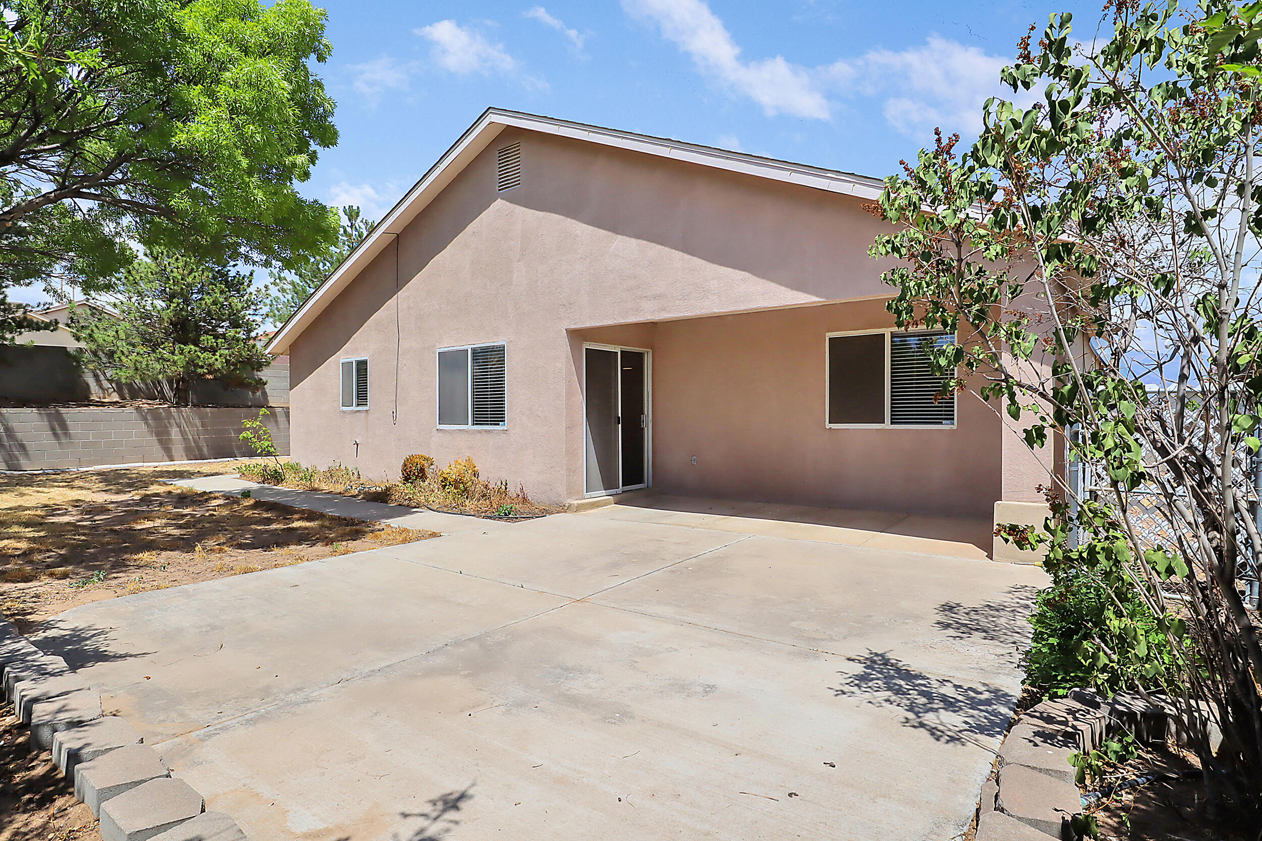 10523 Salome Drive NW