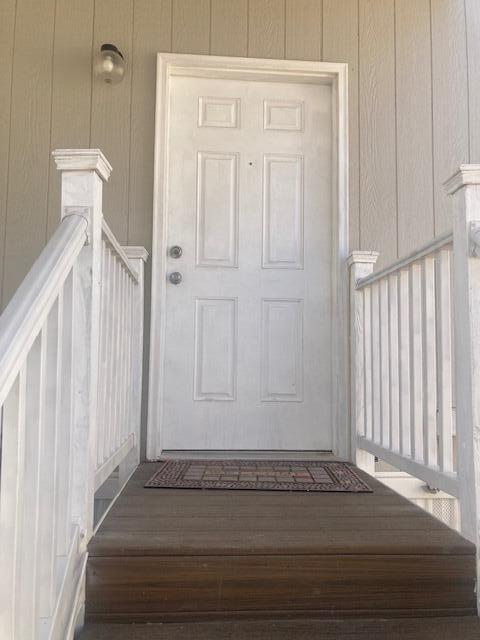 592 Elk Drive SE