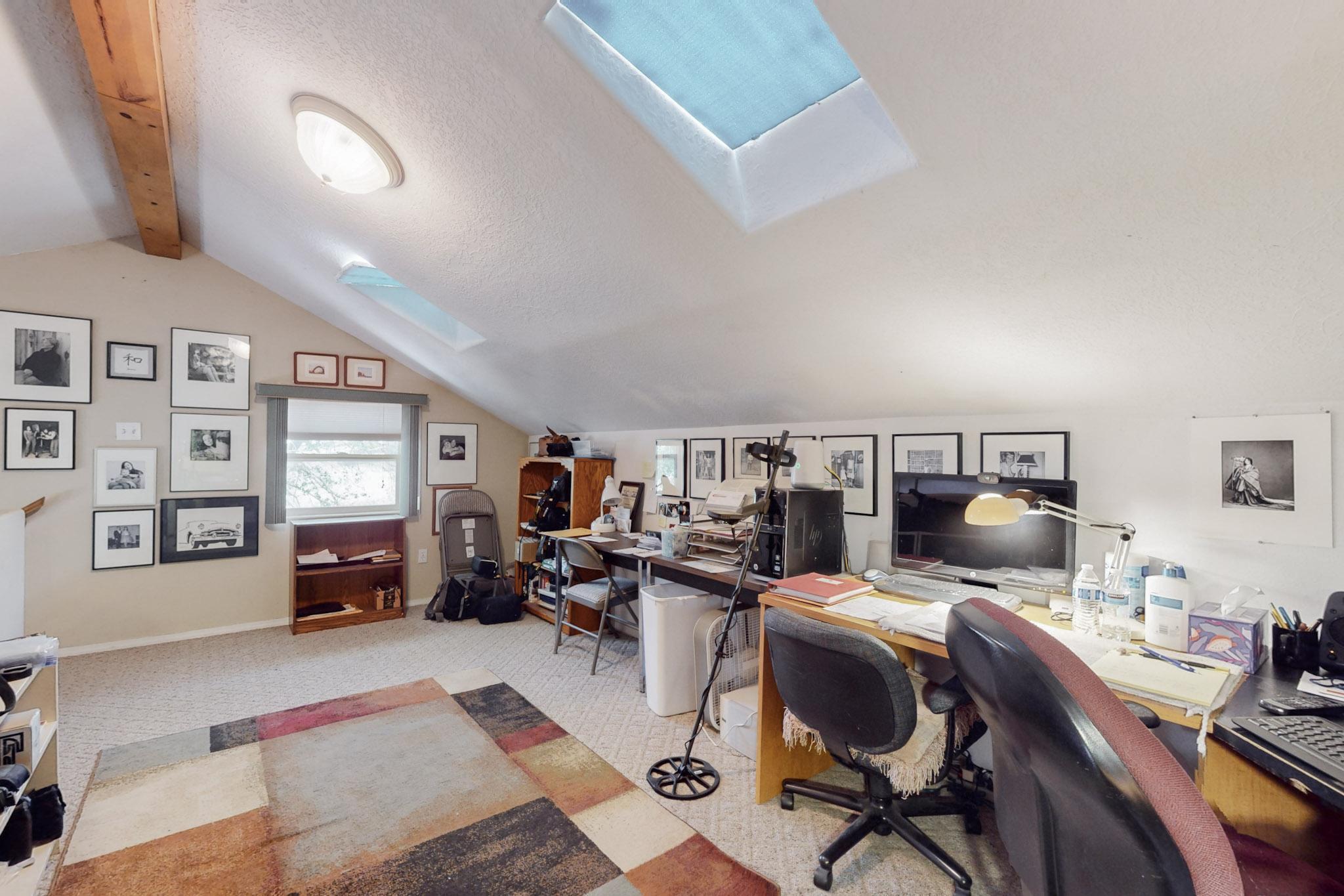 1 Glen Lane