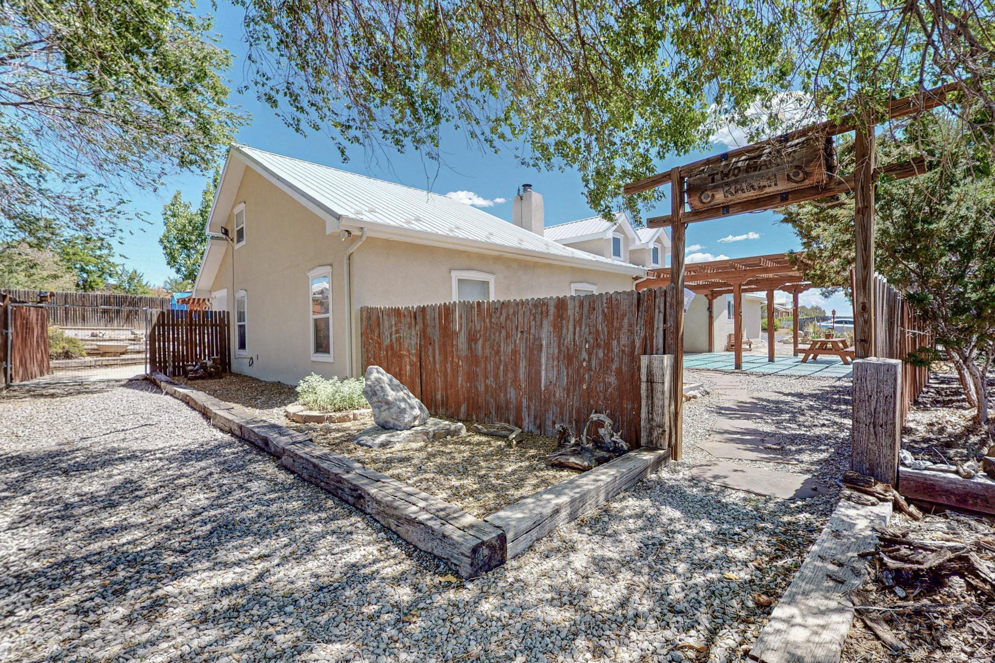 1 Glen Lane