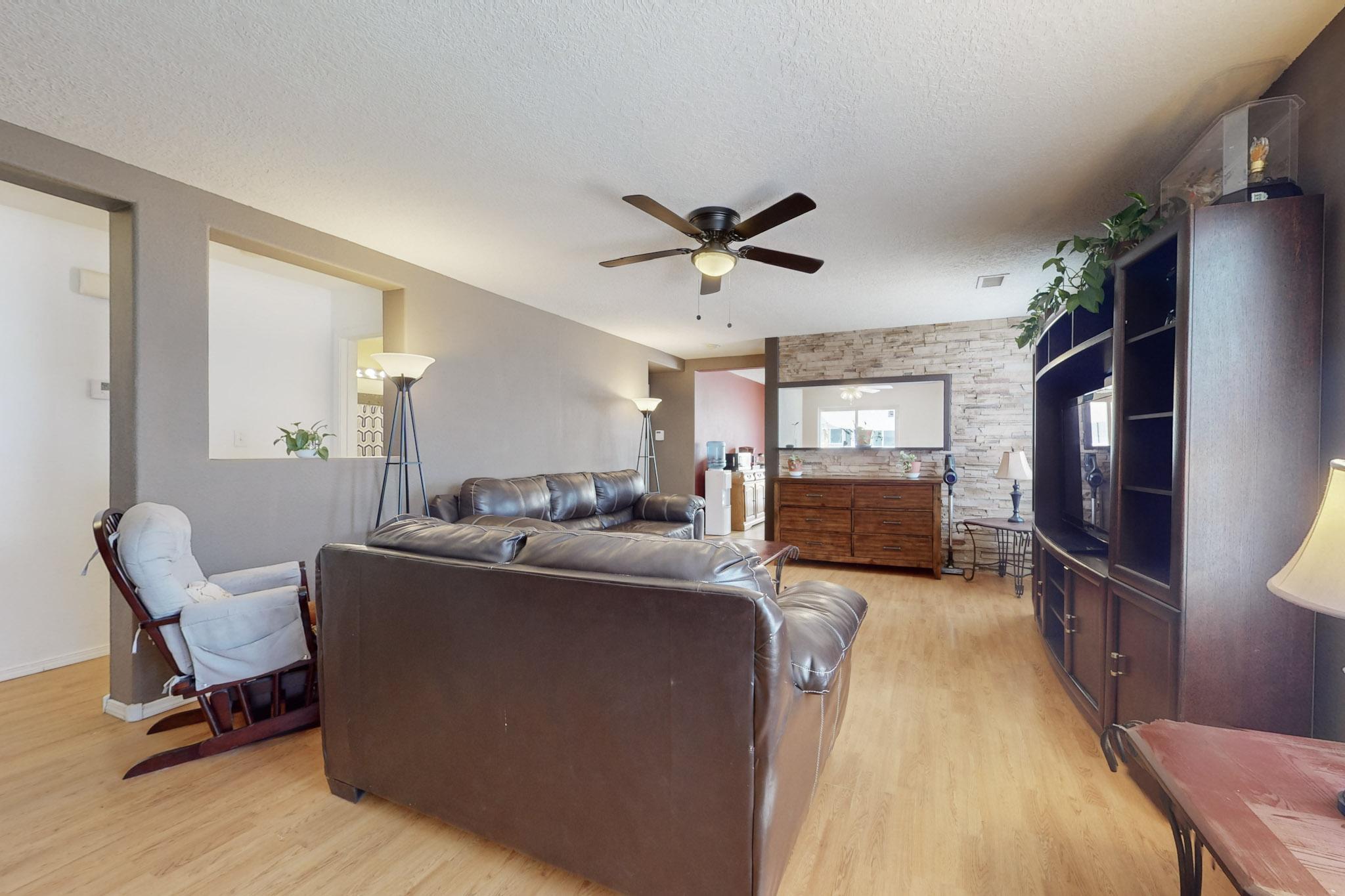 10711 Gentry Lane SW