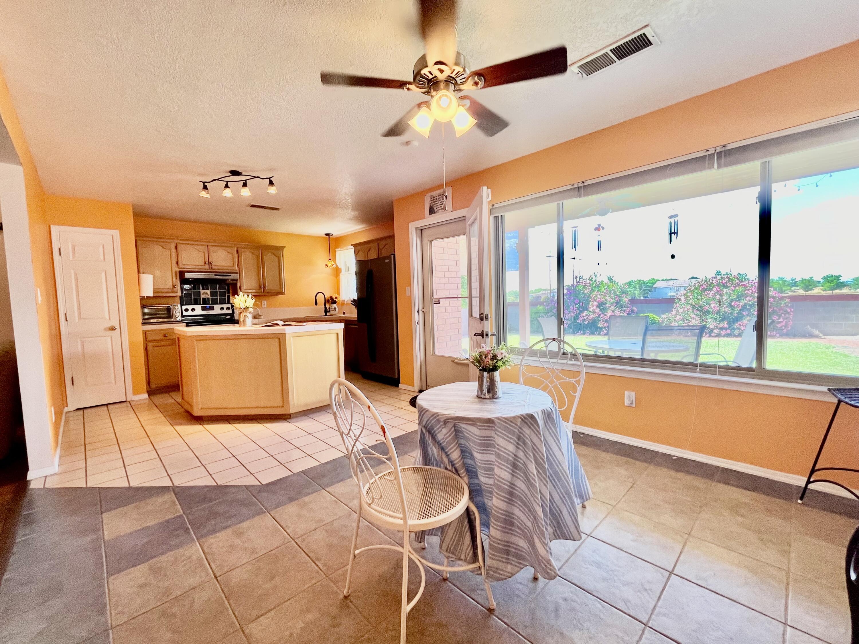 6859 Forest Hills Drive NE