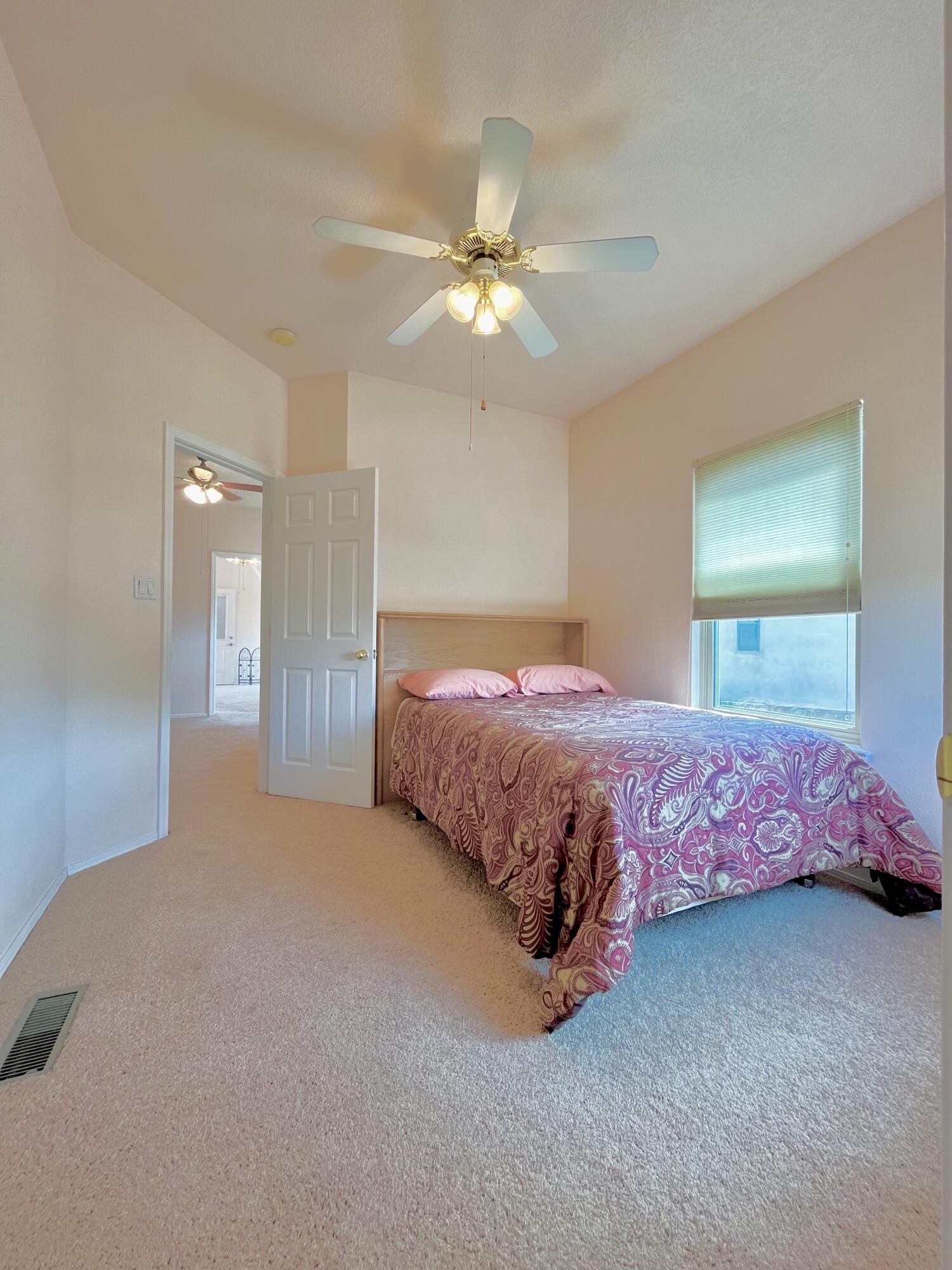 6859 Forest Hills Drive NE