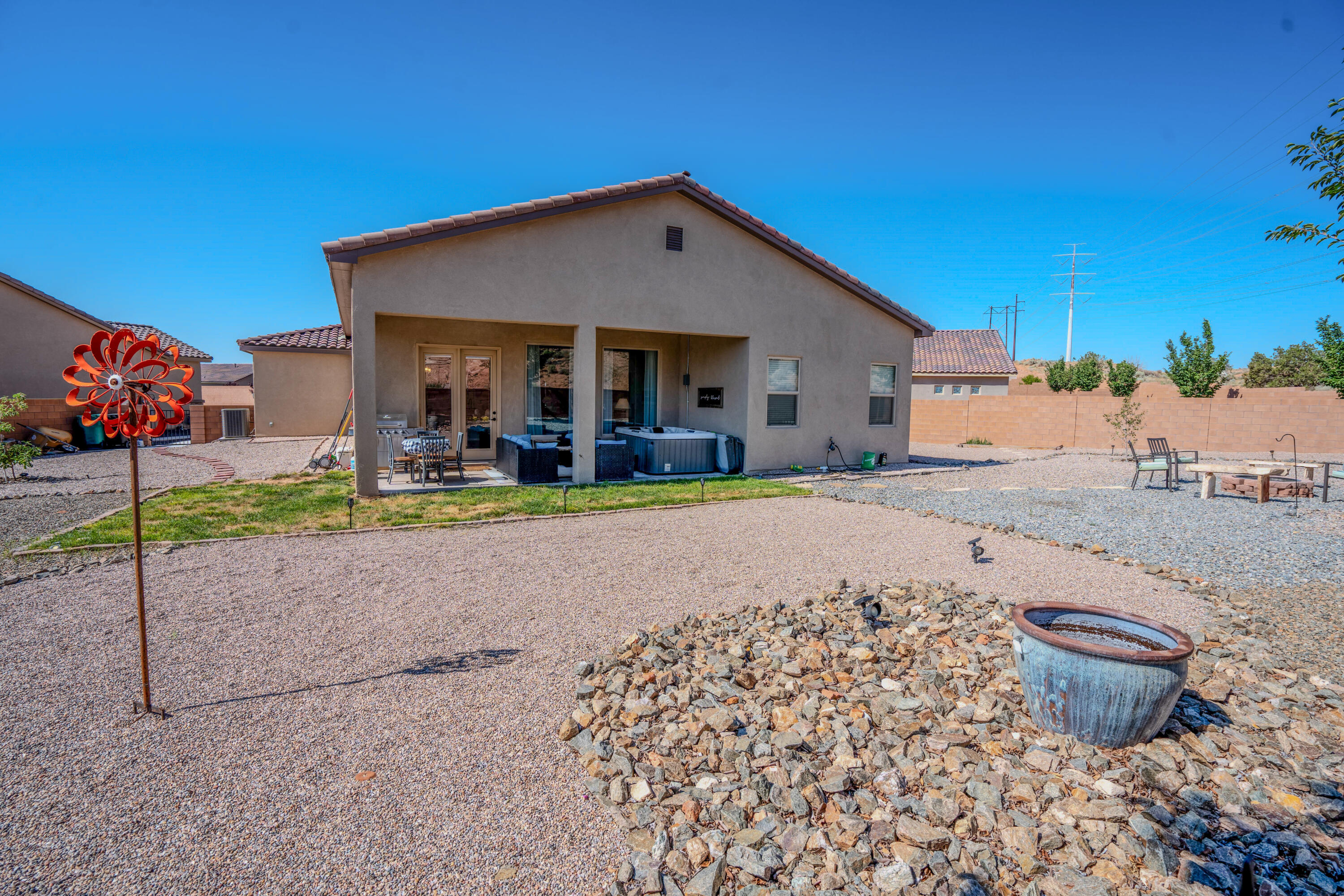 6961 Cleary Loop NE
