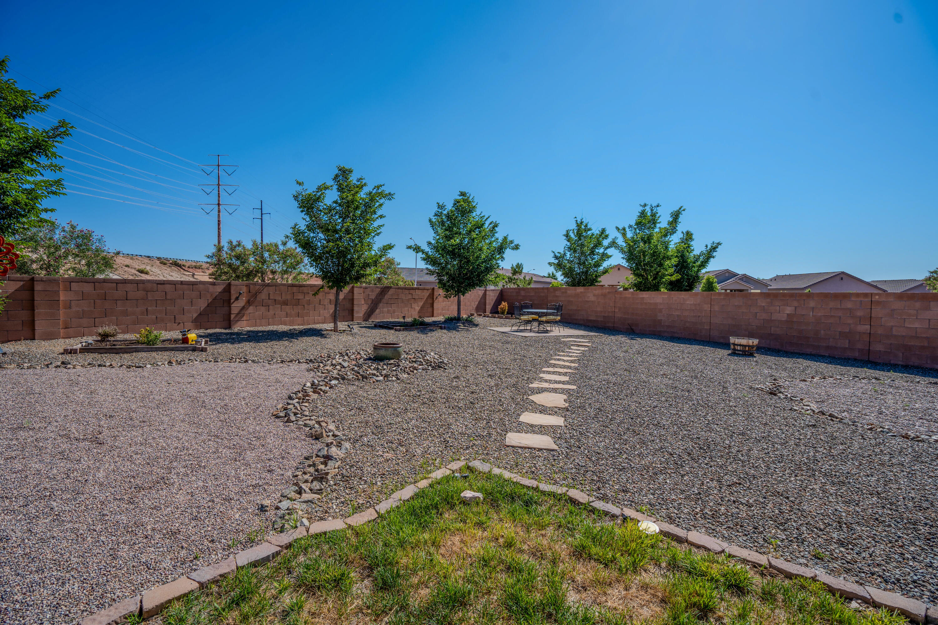 6961 Cleary Loop NE