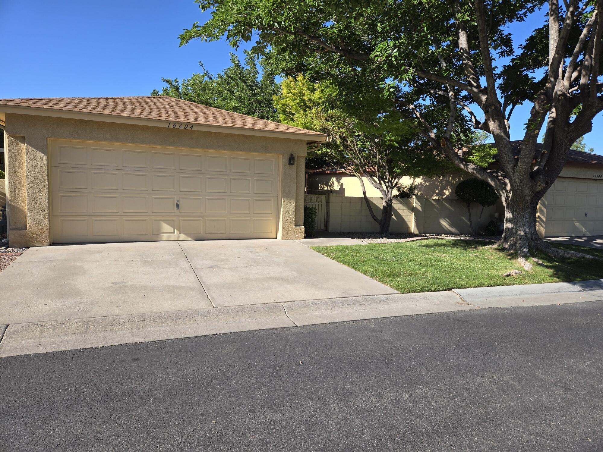 10604 Central Park Drive NE