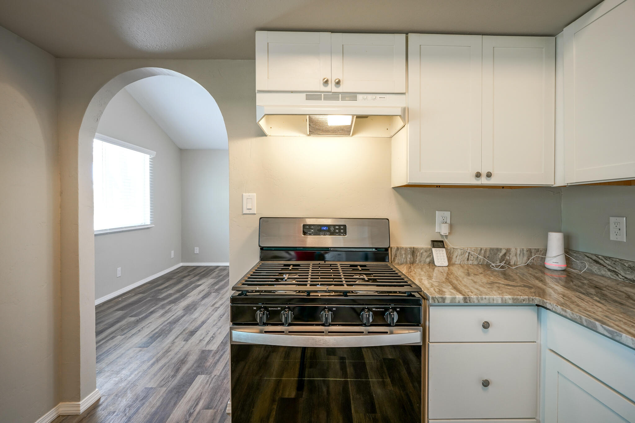 214 Sommerset Drive SE