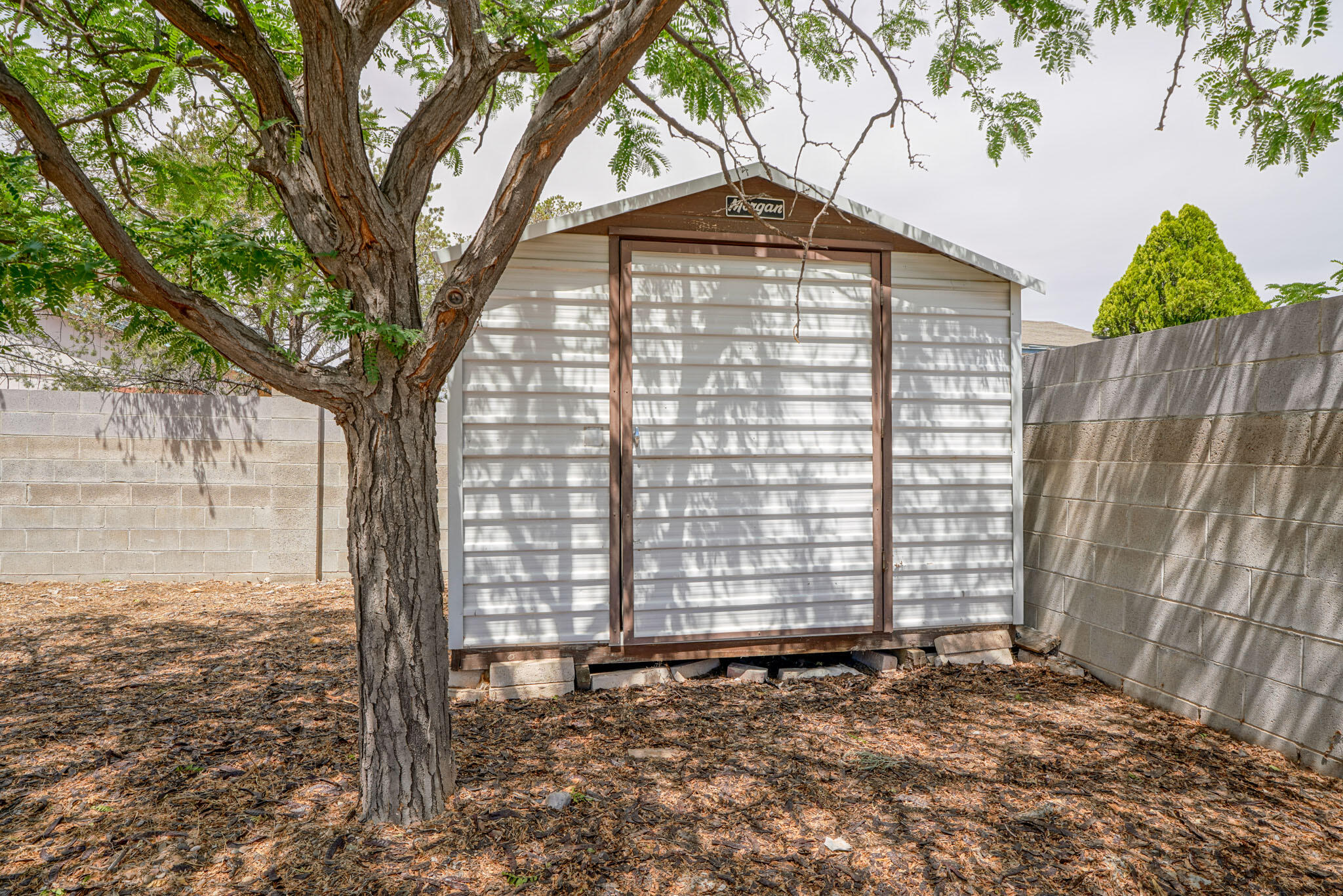 214 Sommerset Drive SE