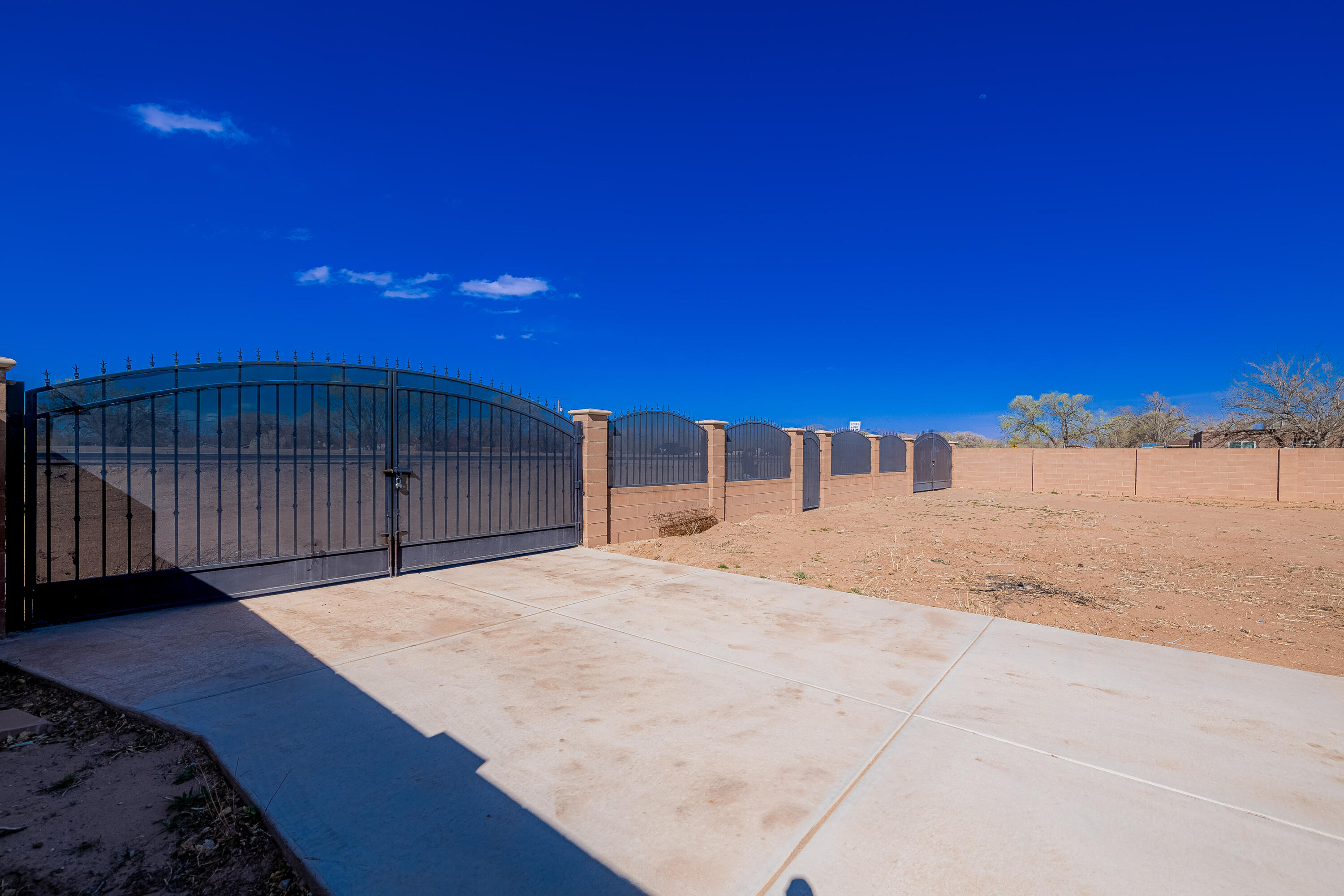 2850 Rio Bravo Boulevard SW