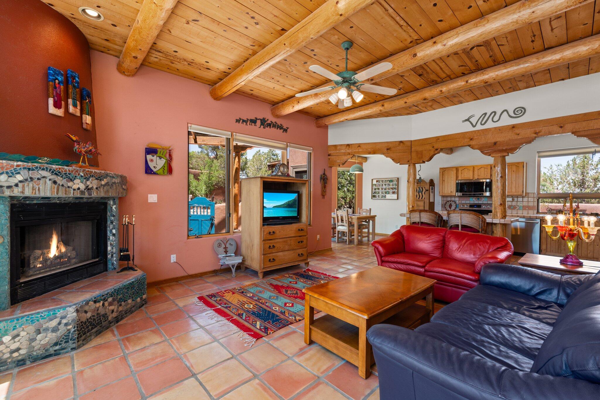 6 Las Huertas Road