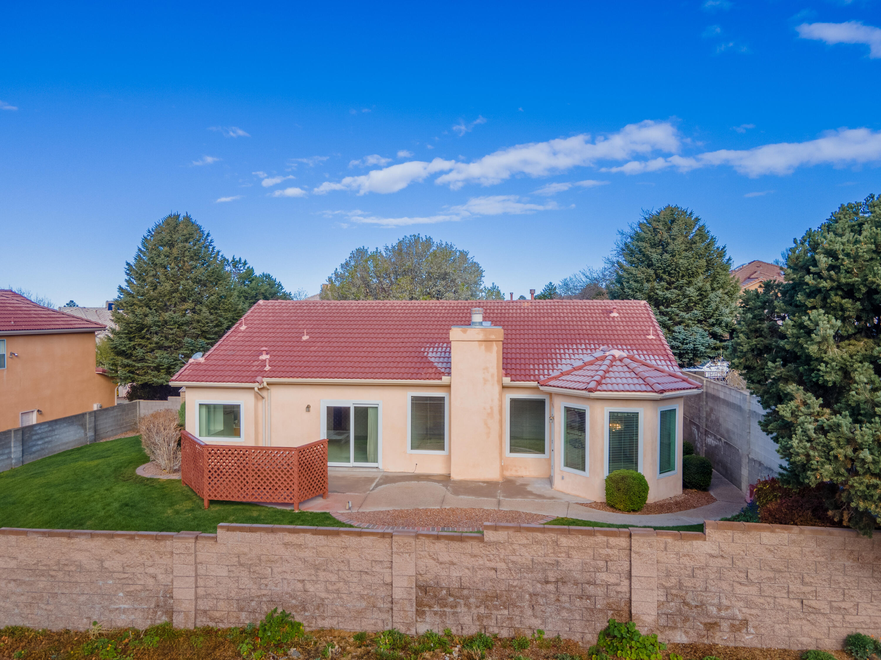 1426 Canyon Hills Drive NE