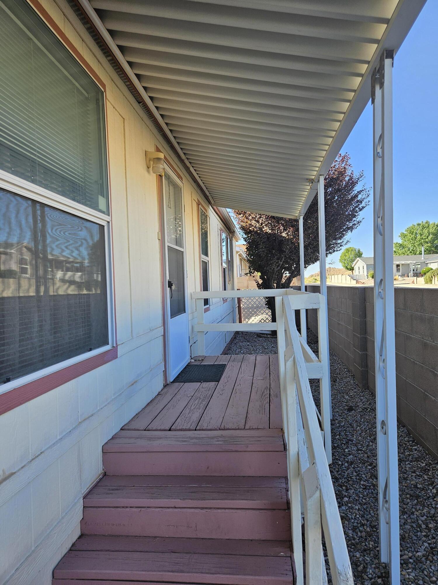 127 Sunrise Bluffs Drive