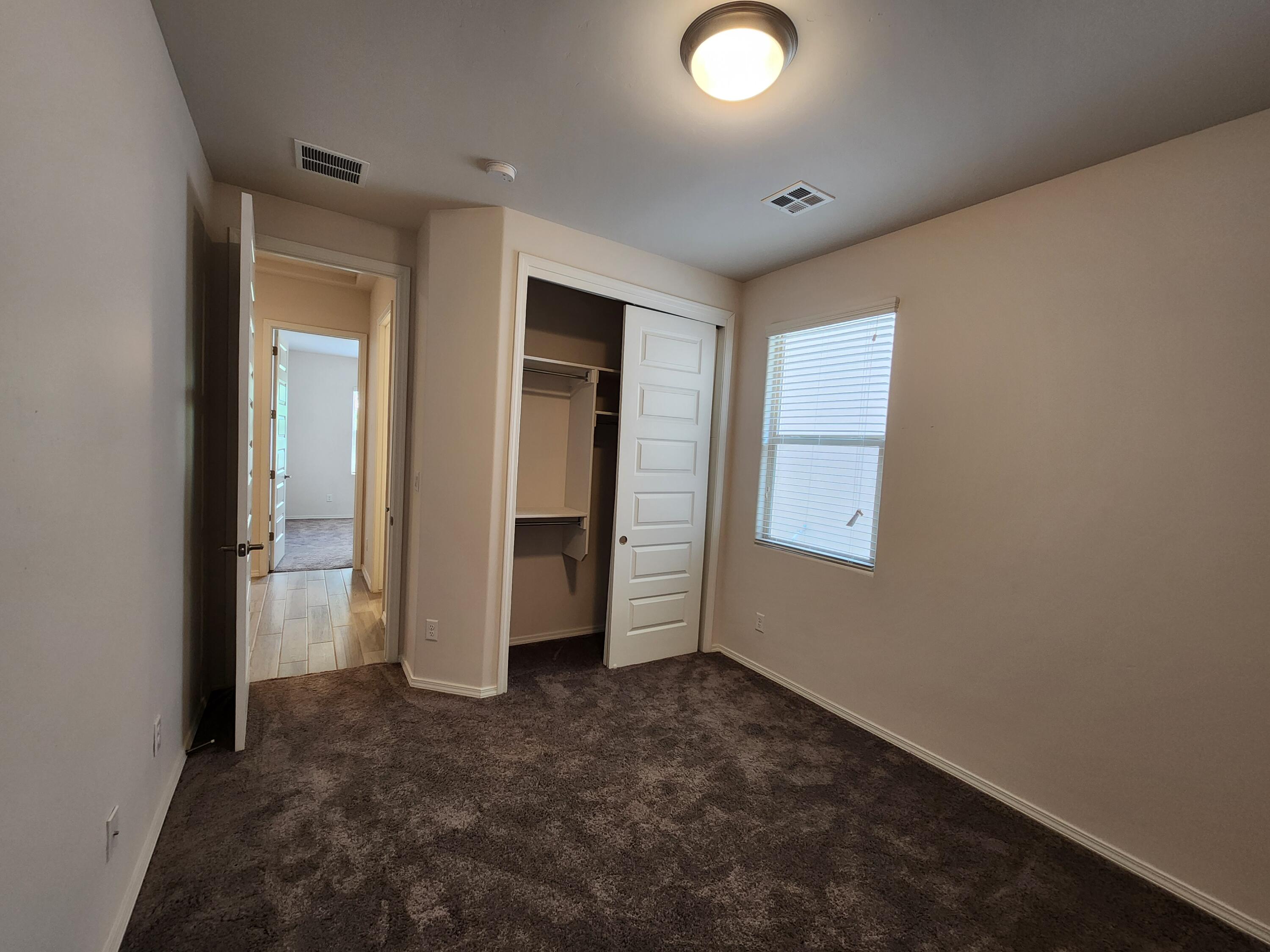 4340 Golden Eagle Loop NE