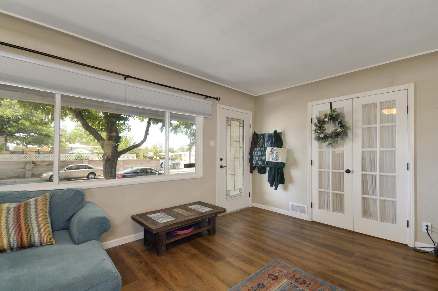 1840 June Street NE