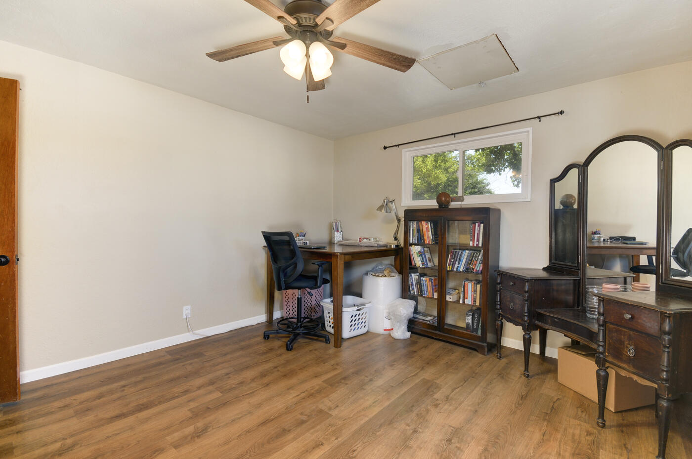 1840 June Street NE