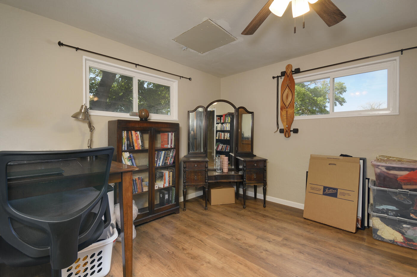 1840 June Street NE