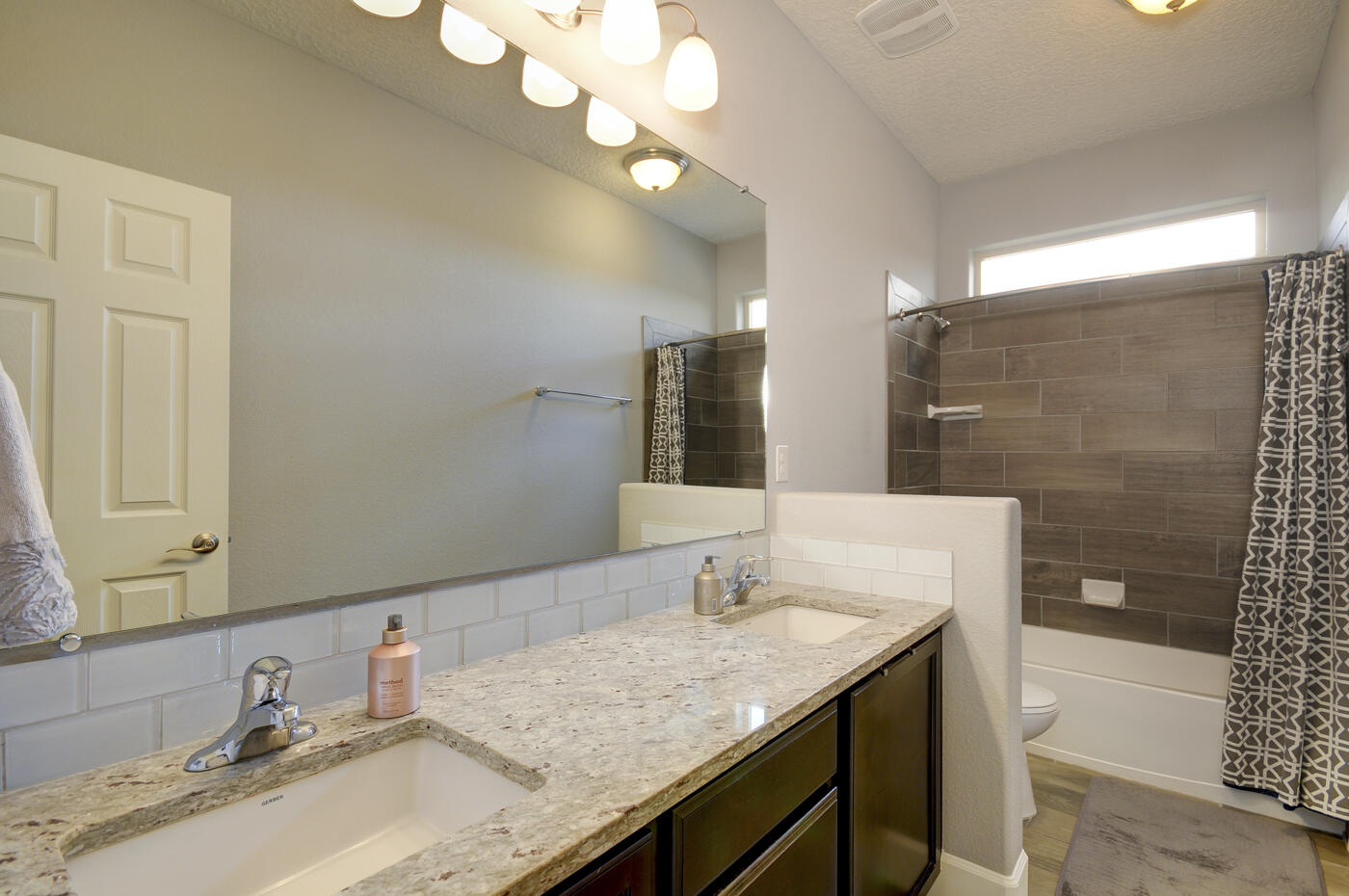 1615 Barbaro Drive SE