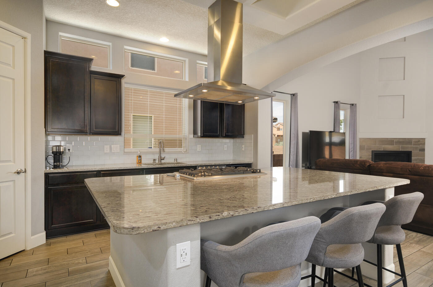 1615 Barbaro Drive SE