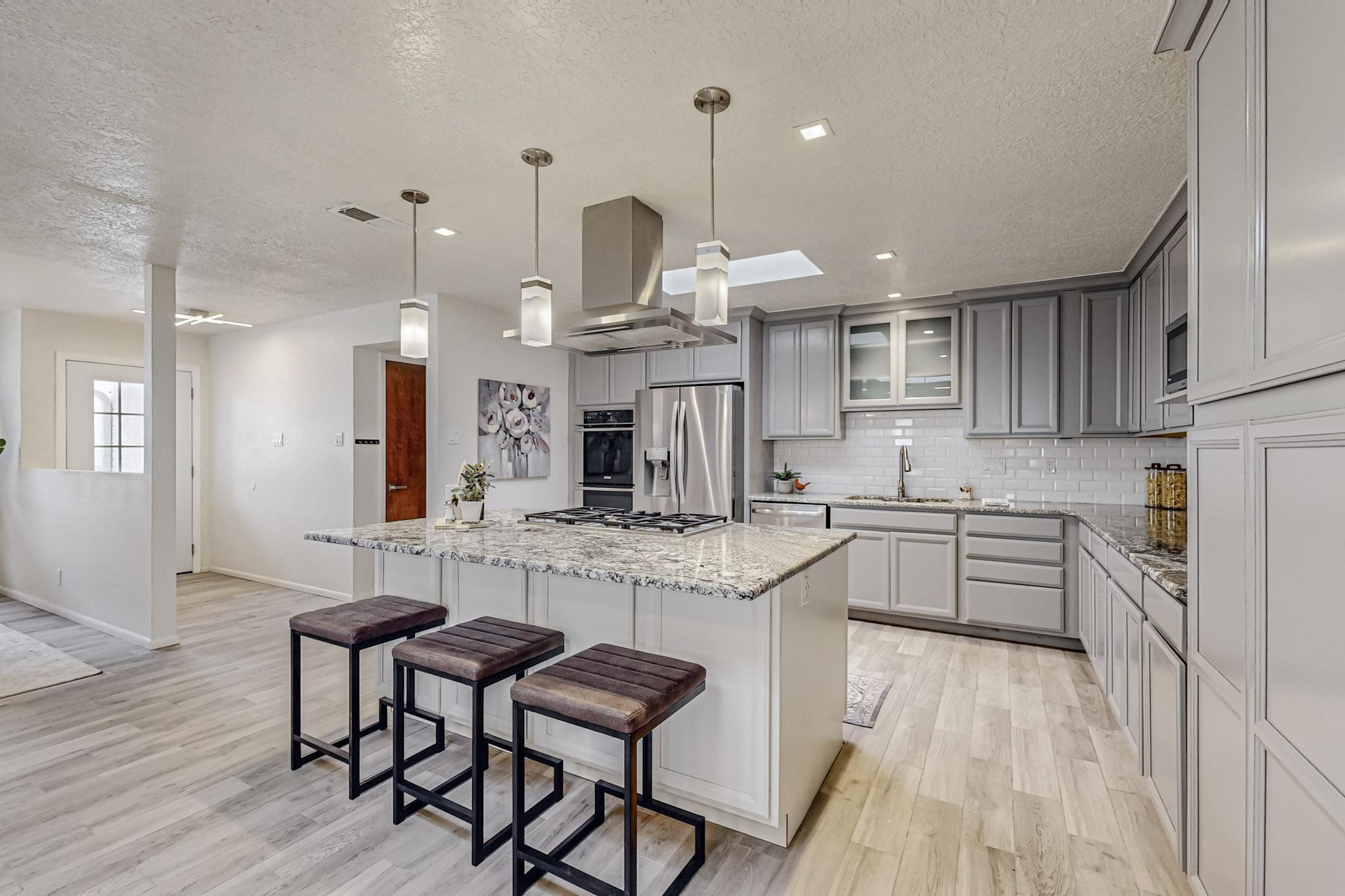 12021 Princess Jeanne Avenue NE