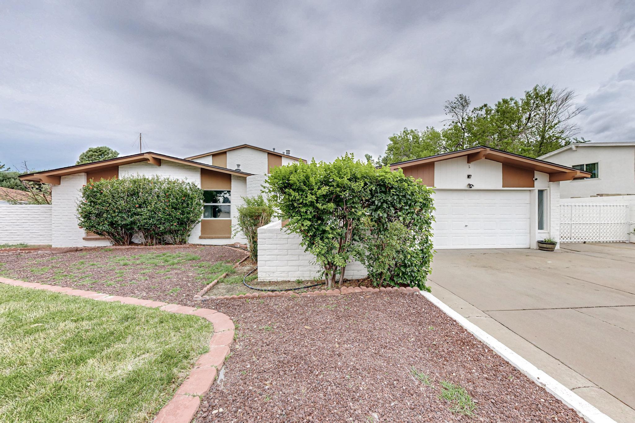 12021 Princess Jeanne Avenue NE