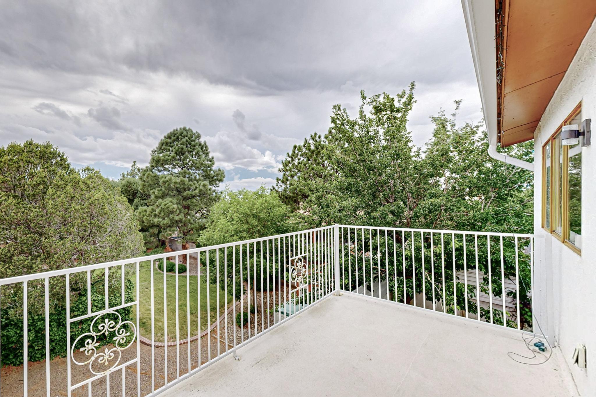 12021 Princess Jeanne Avenue NE