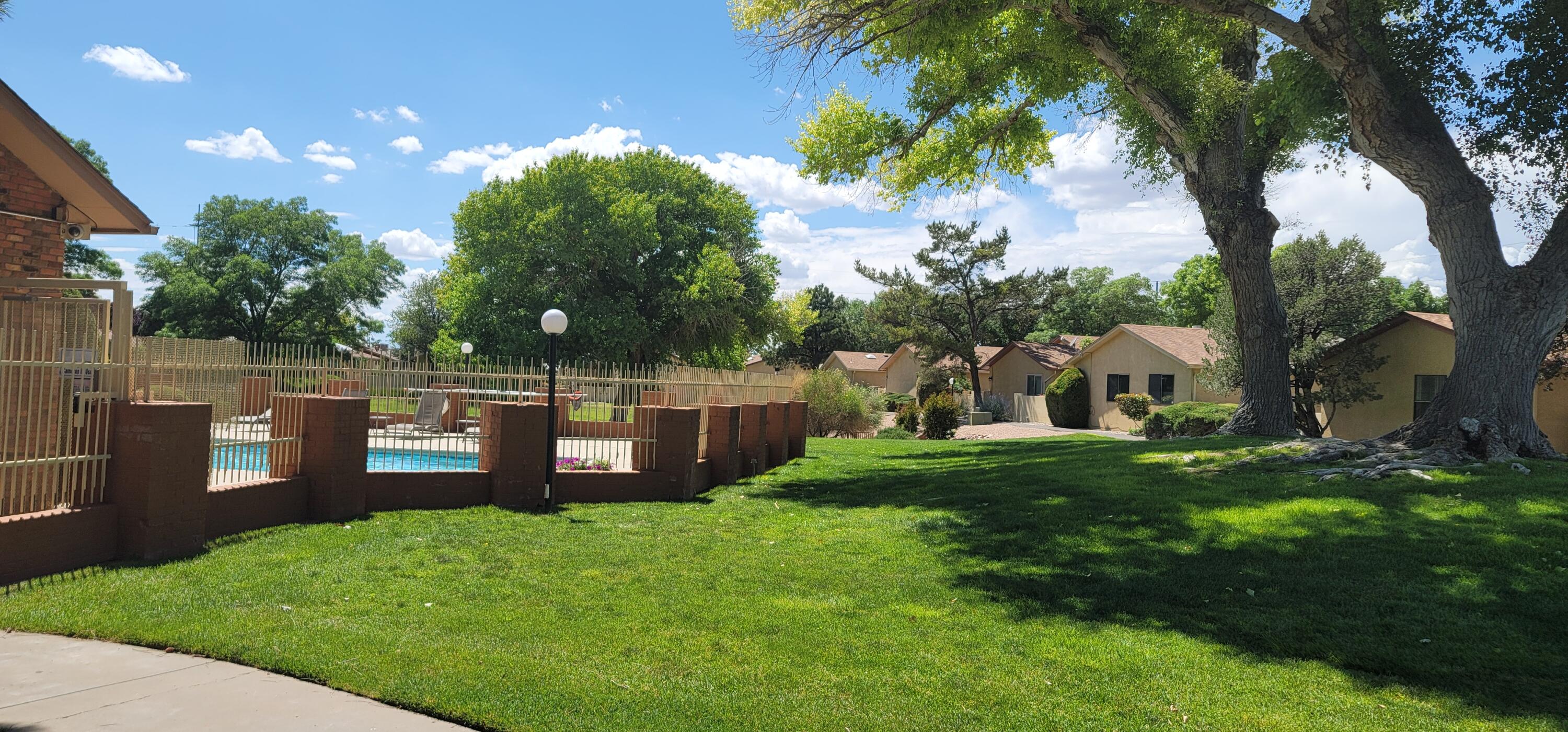 10517 Schenley Park Drive NE