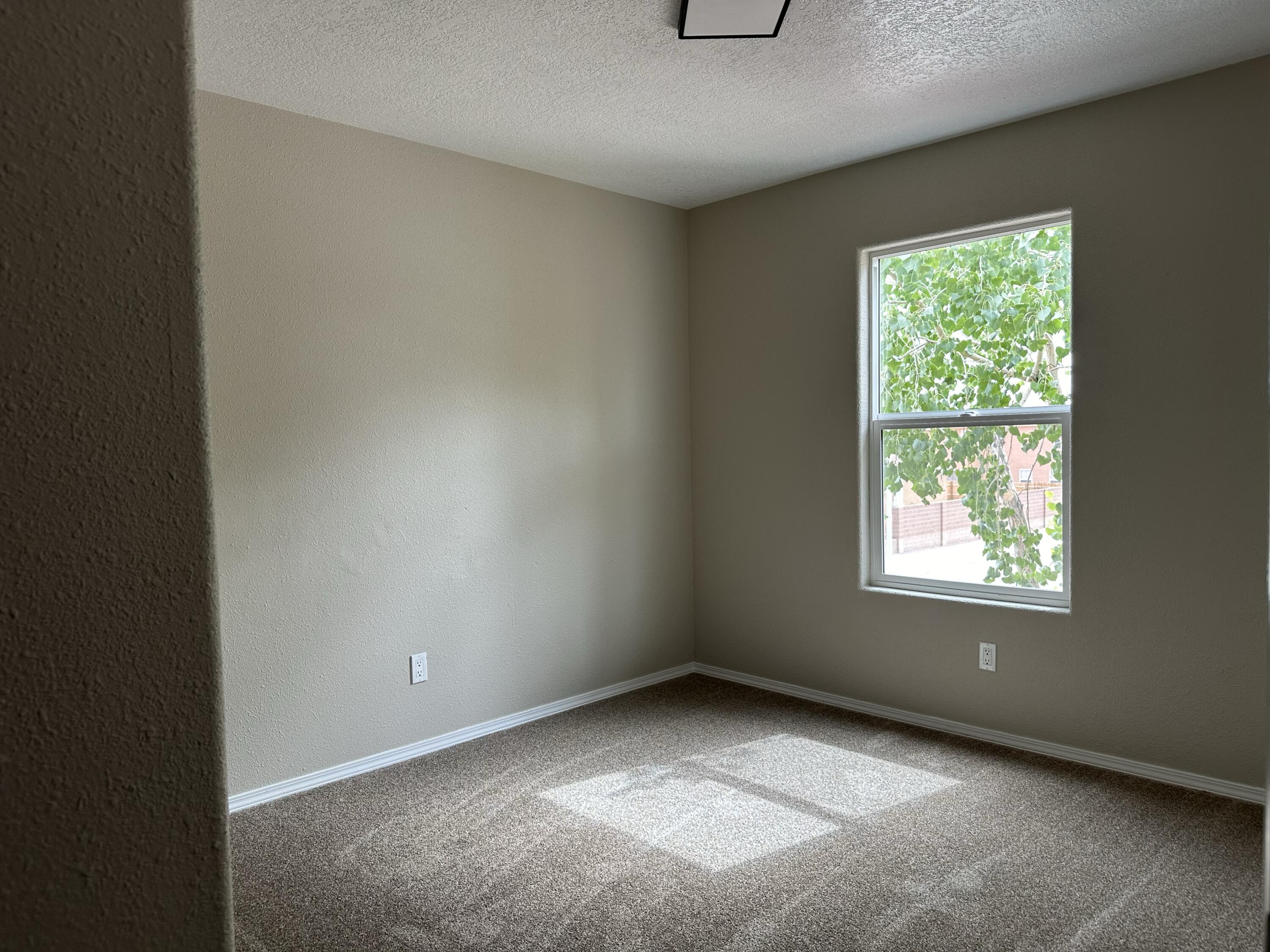 604 Red Bluff Avenue SW