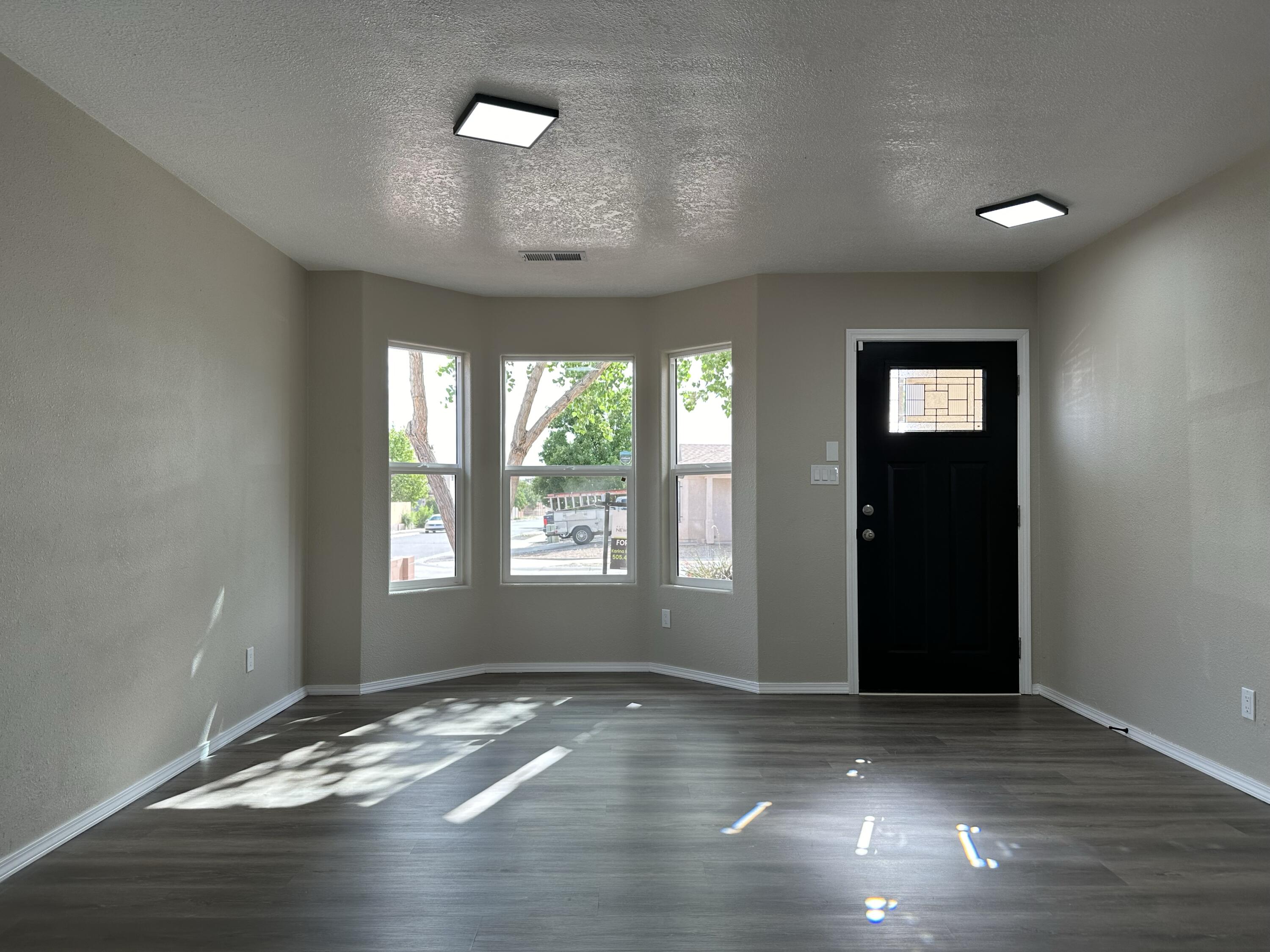 604 Red Bluff Avenue SW