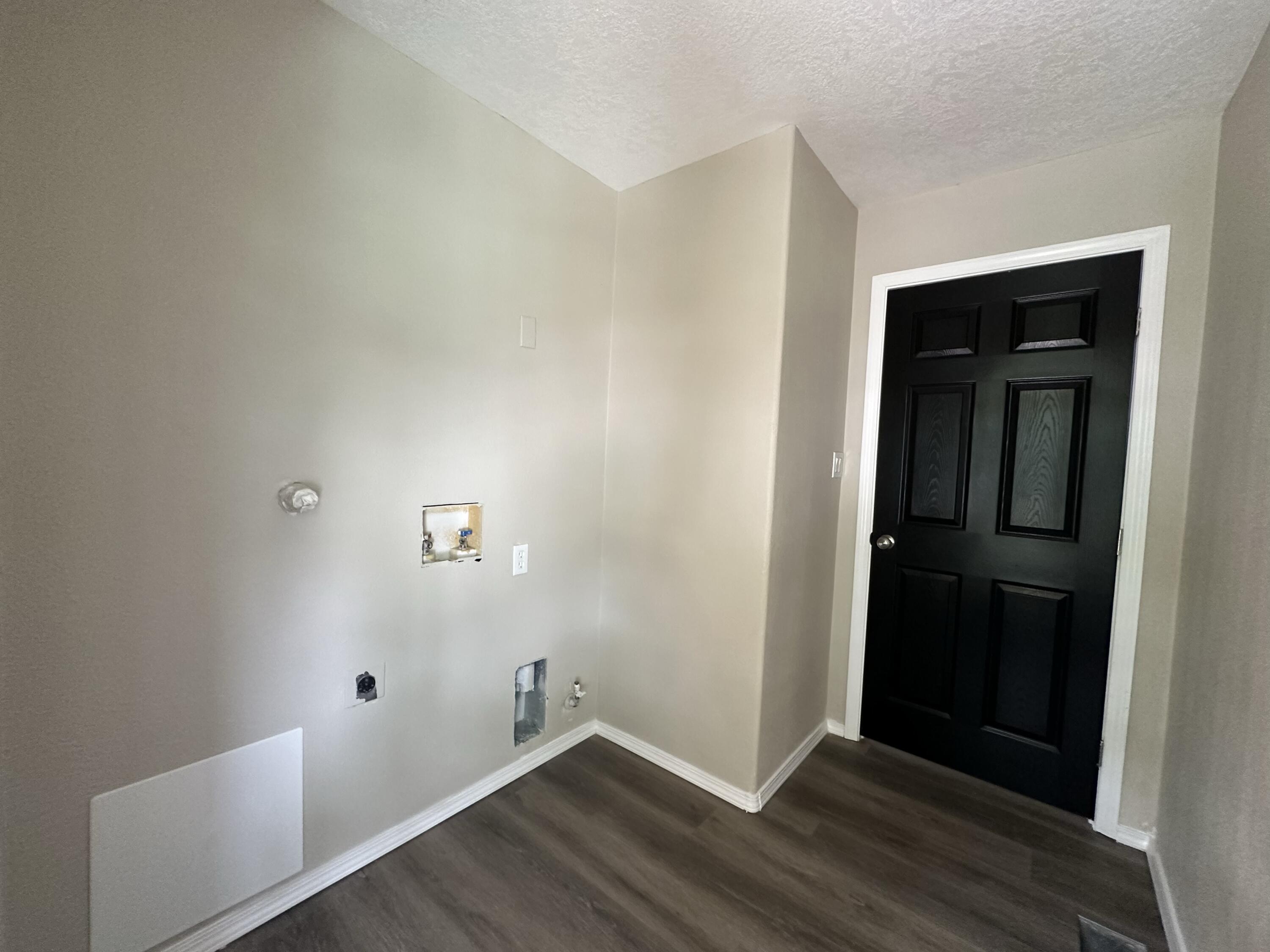 604 Red Bluff Avenue SW