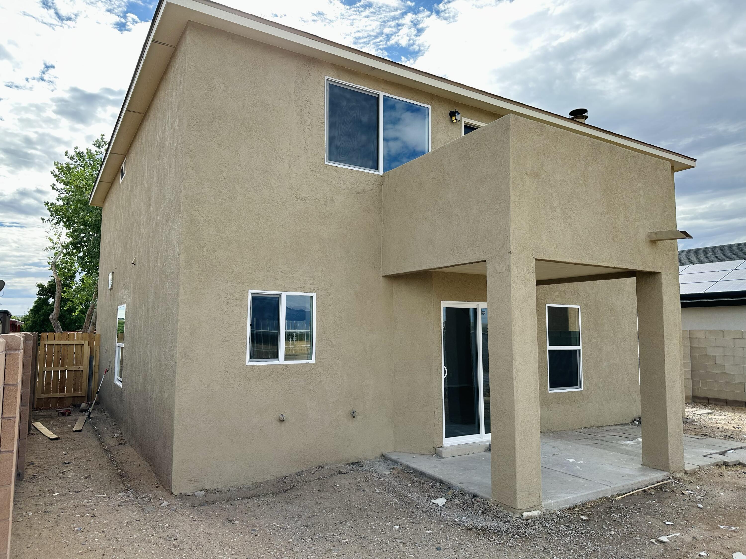 604 Red Bluff Avenue SW