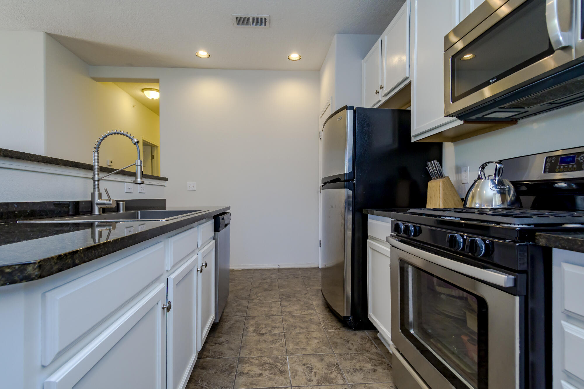 601 Menaul Boulevard NE
