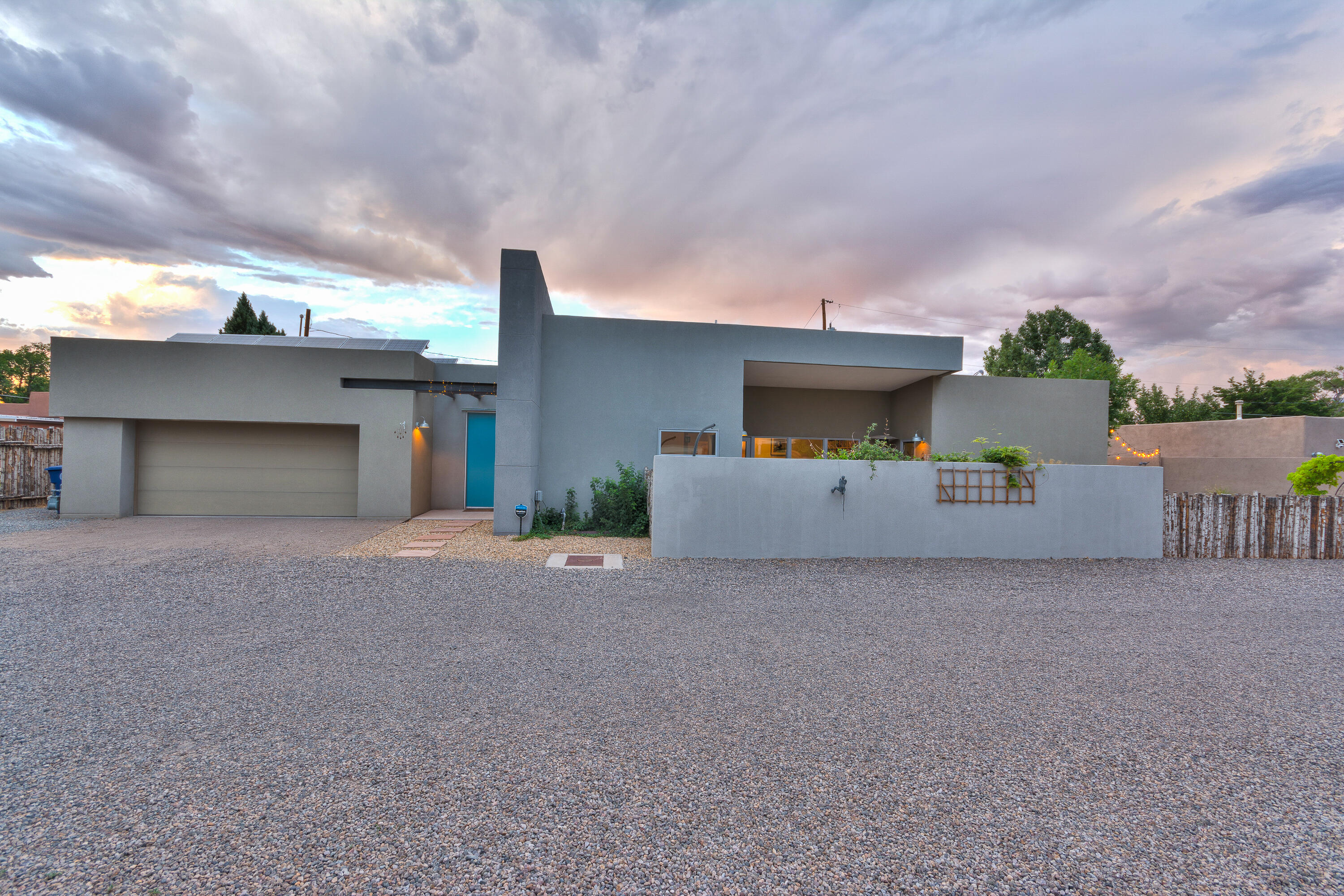 5114 Guadalupe Trail NW