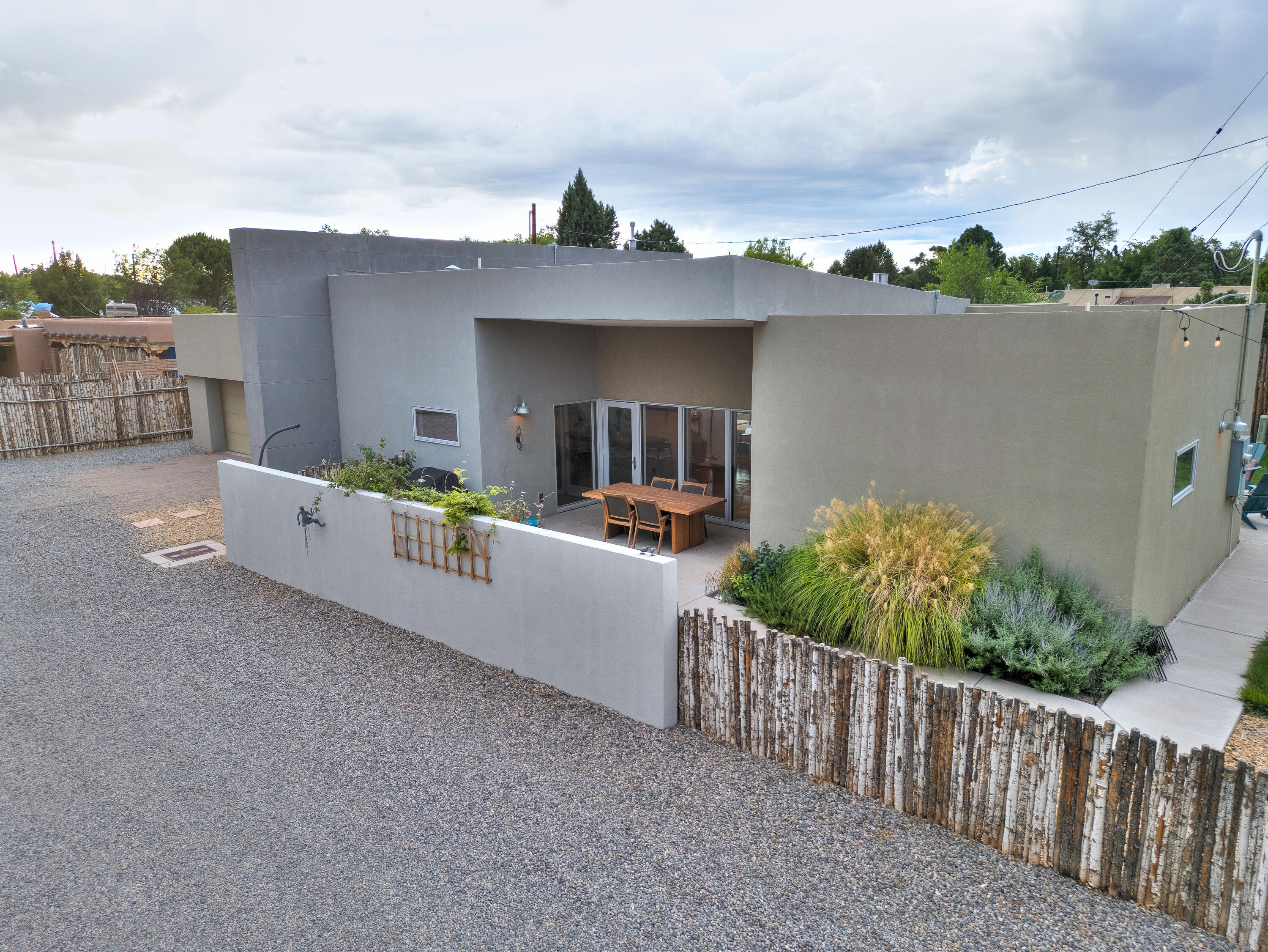 5114 Guadalupe Trail NW