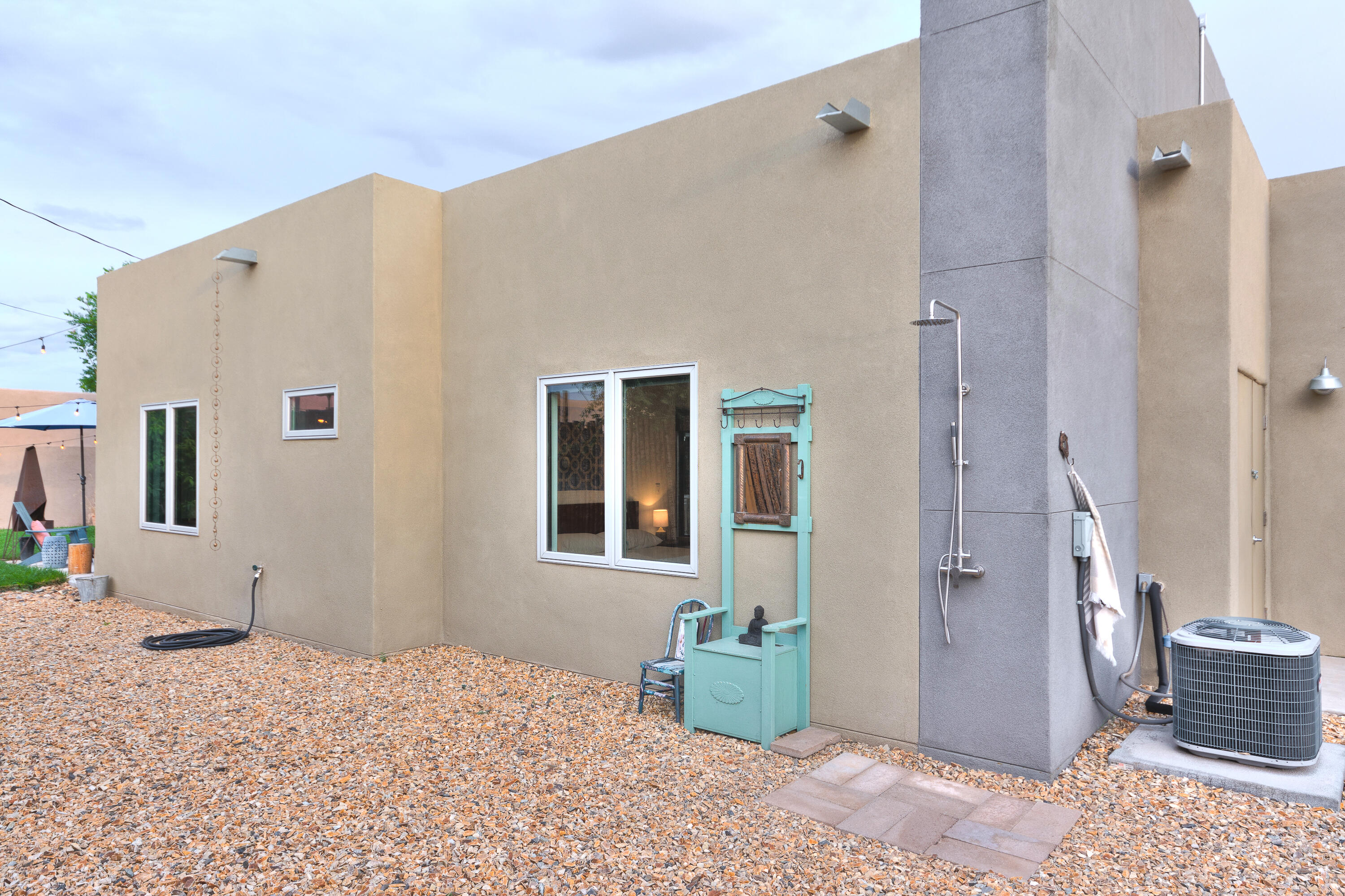 5114 Guadalupe Trail NW