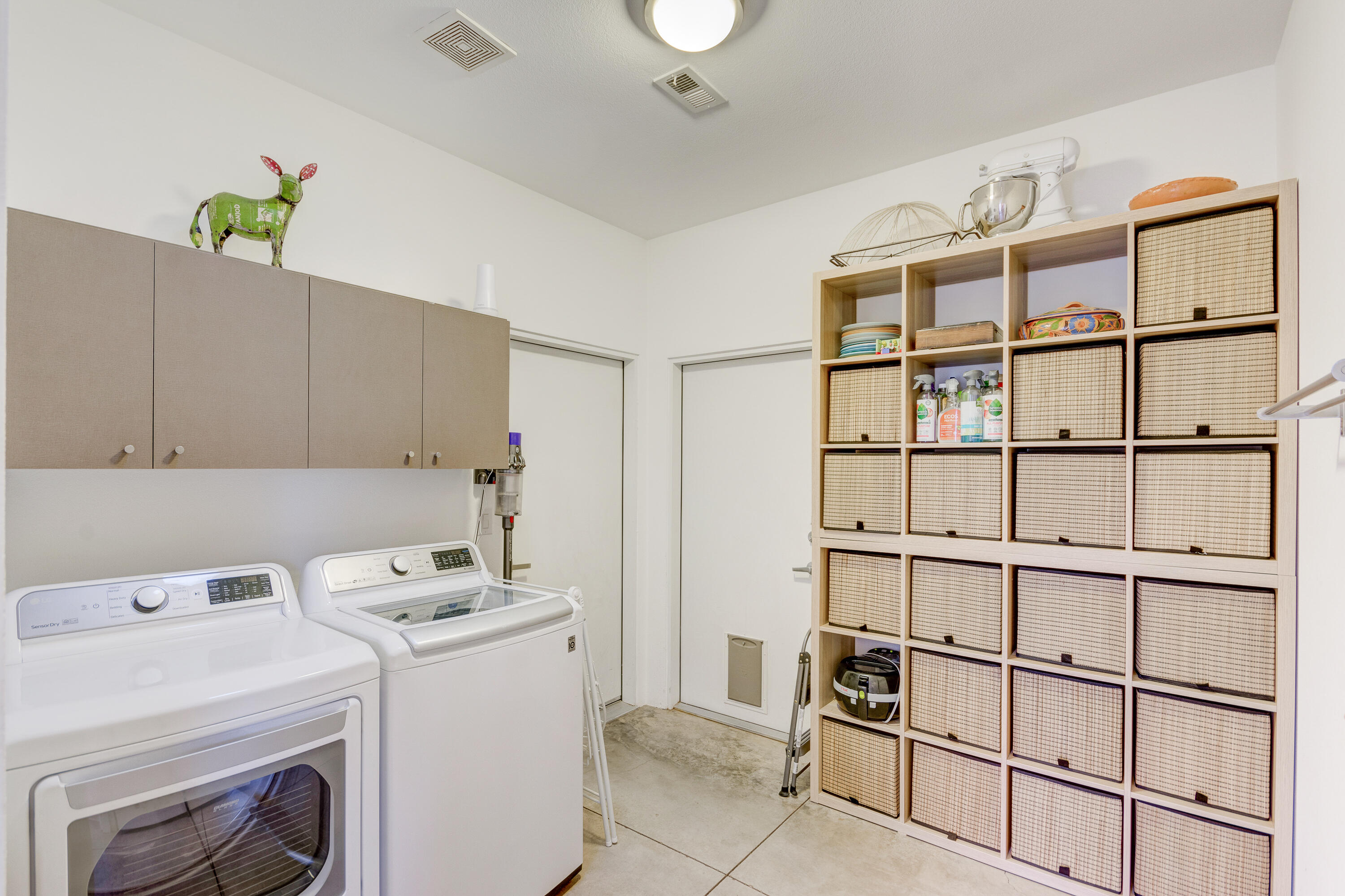 5114 Guadalupe Trail NW