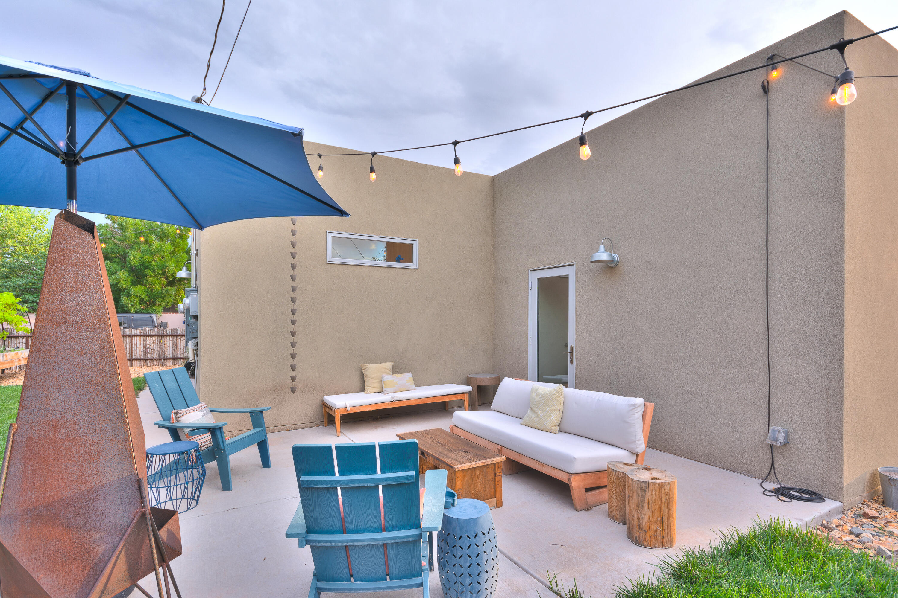 5114 Guadalupe Trail NW