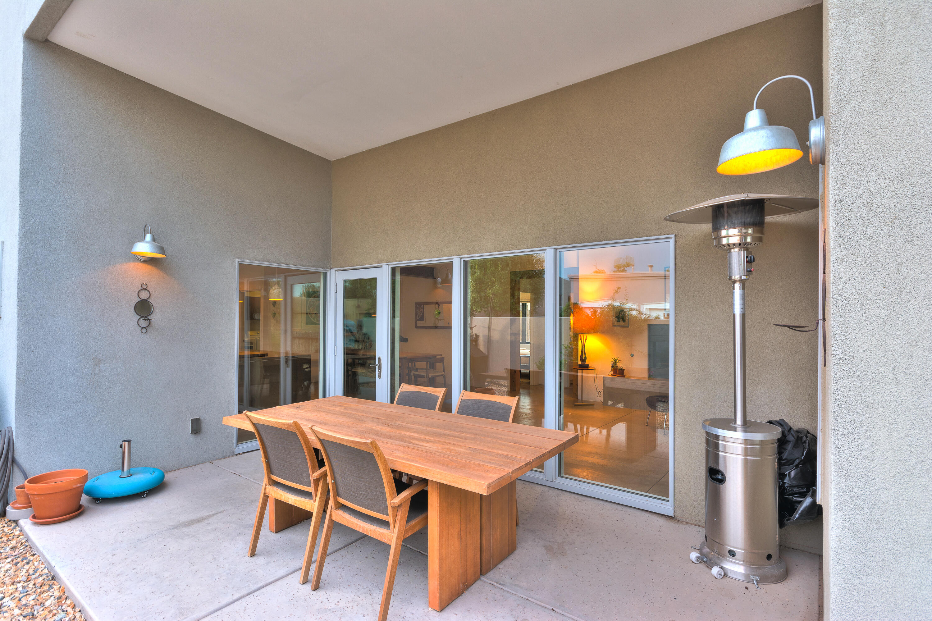 5114 Guadalupe Trail NW