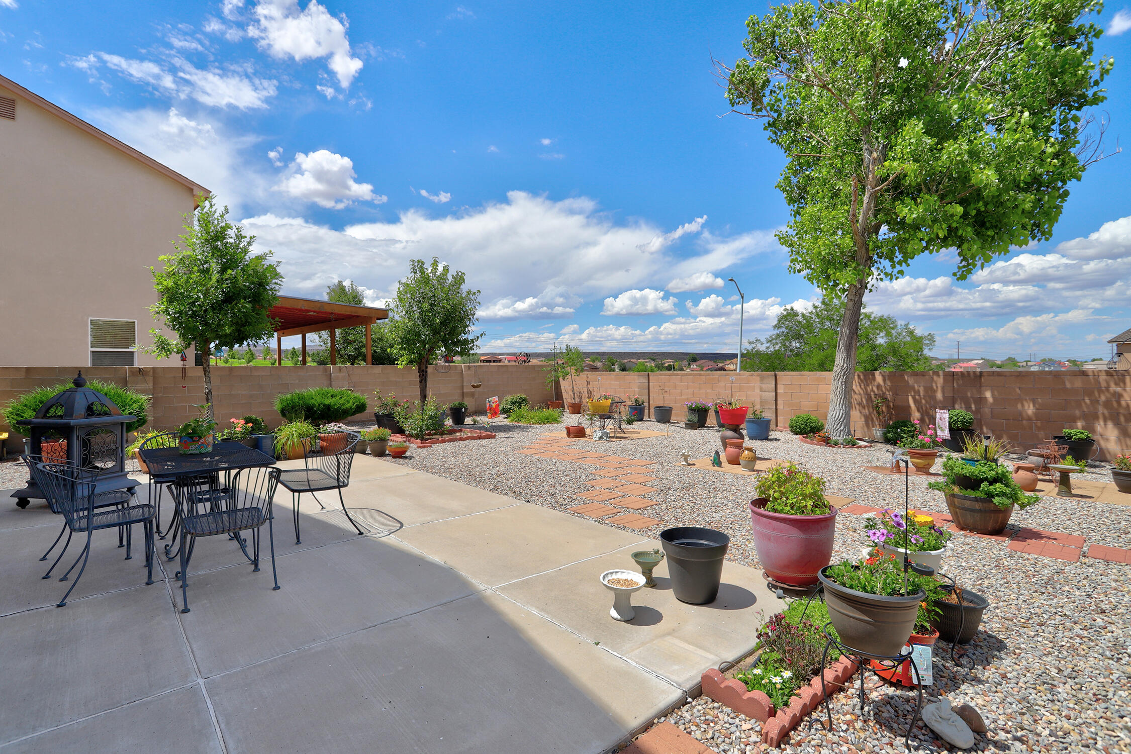 8315 Casa Gris Court NW