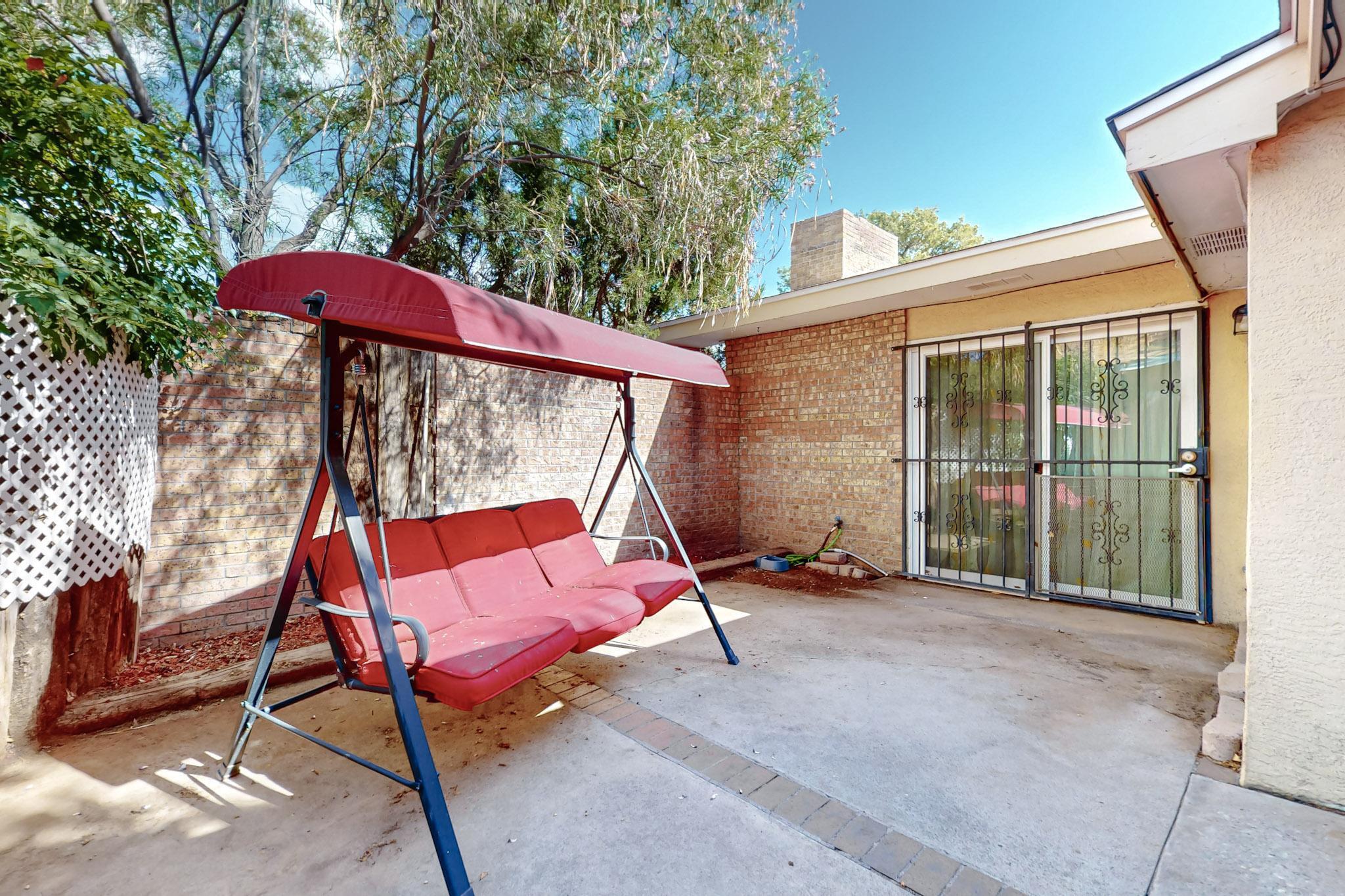 1901 Paige Place NE