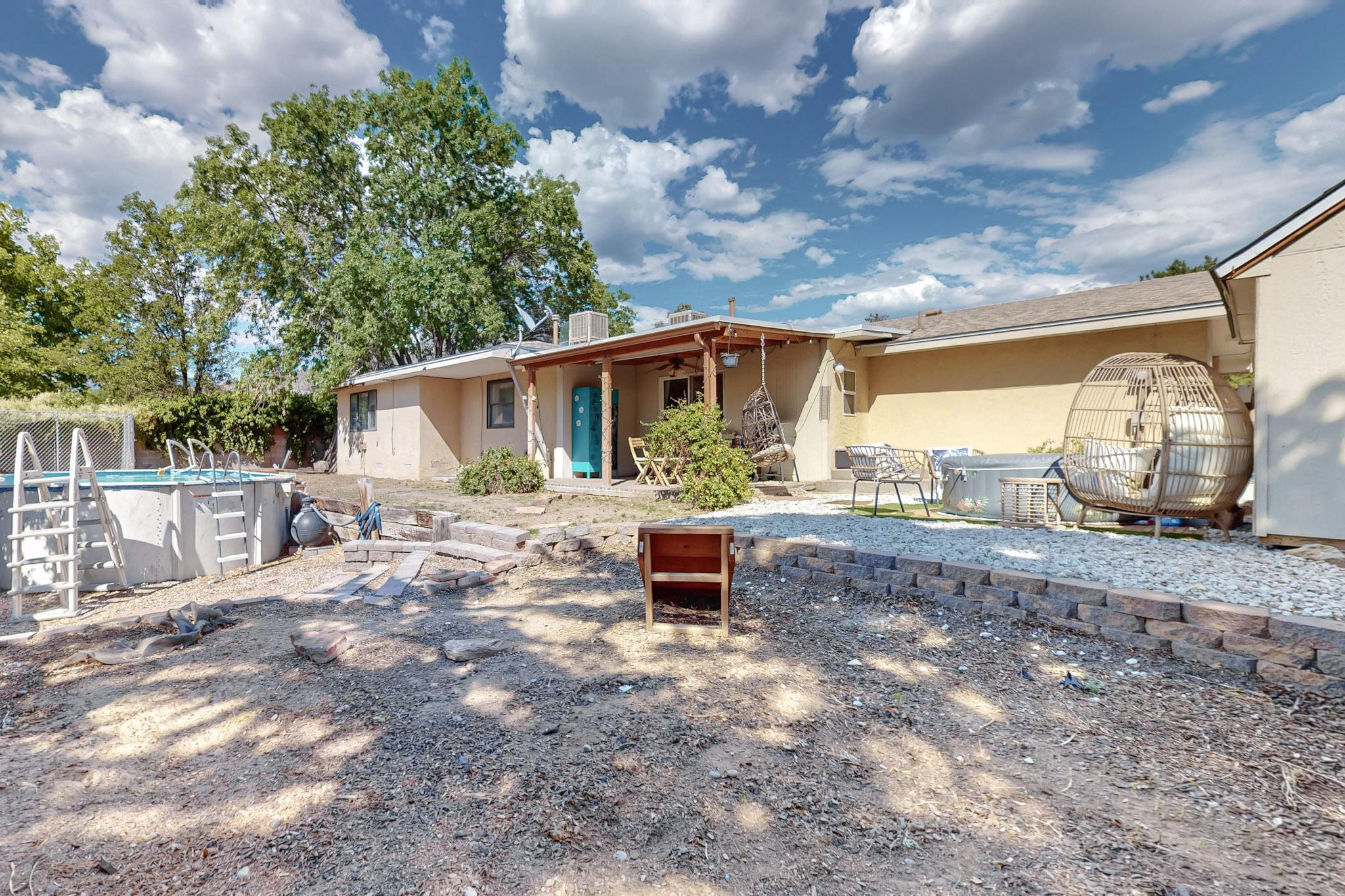 1901 Paige Place NE